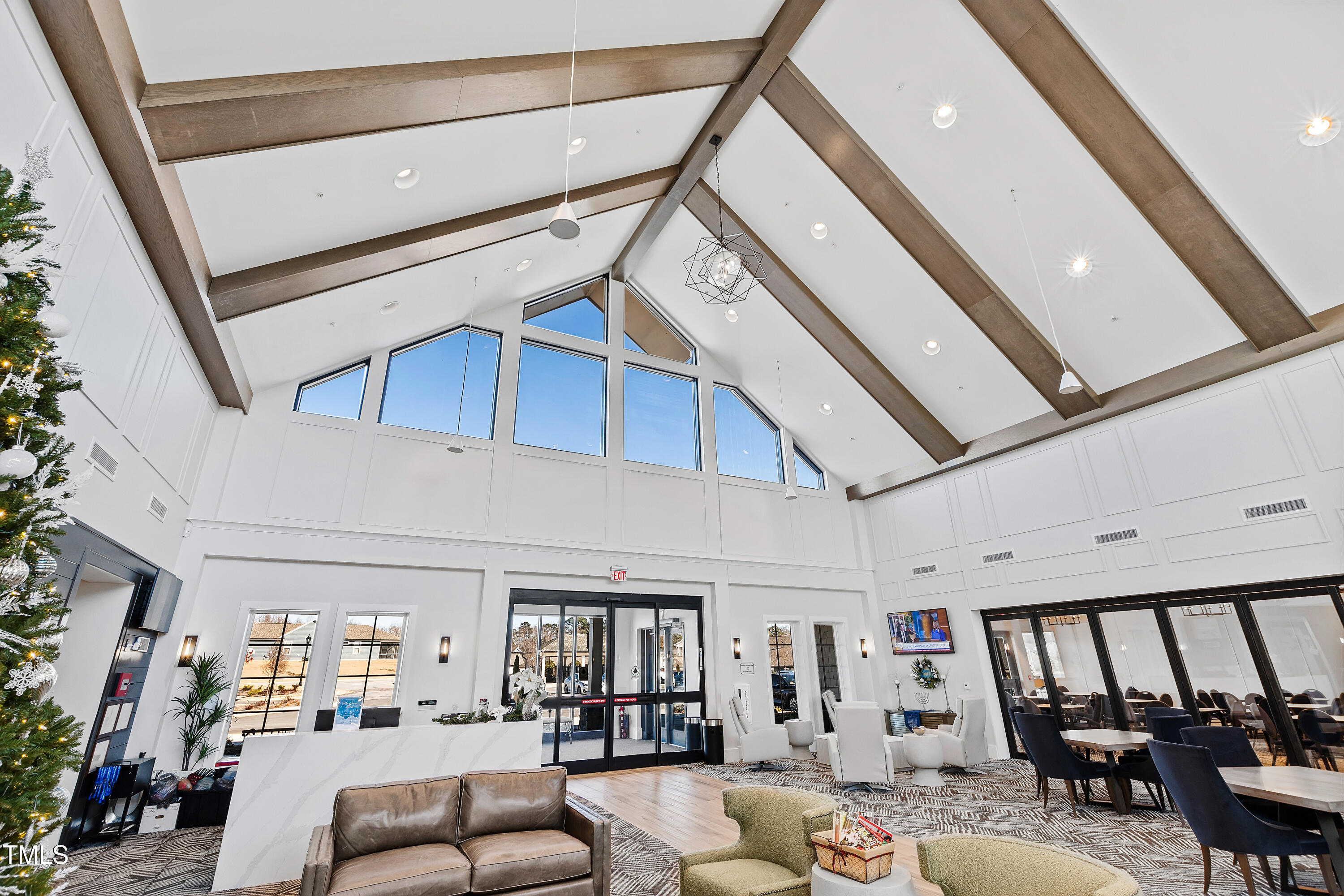 1626 Plover Circle