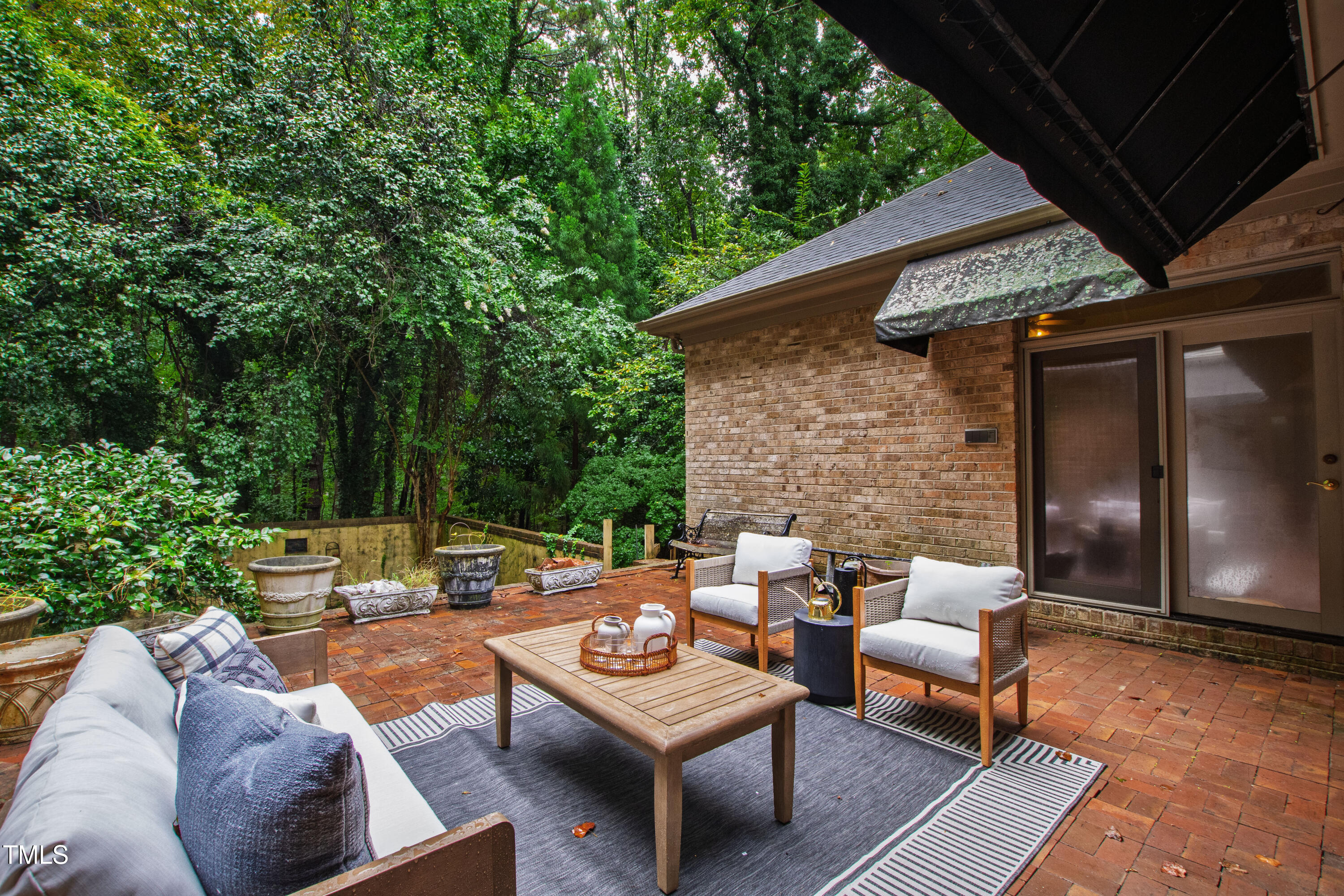 2517 High Ridge Drive
