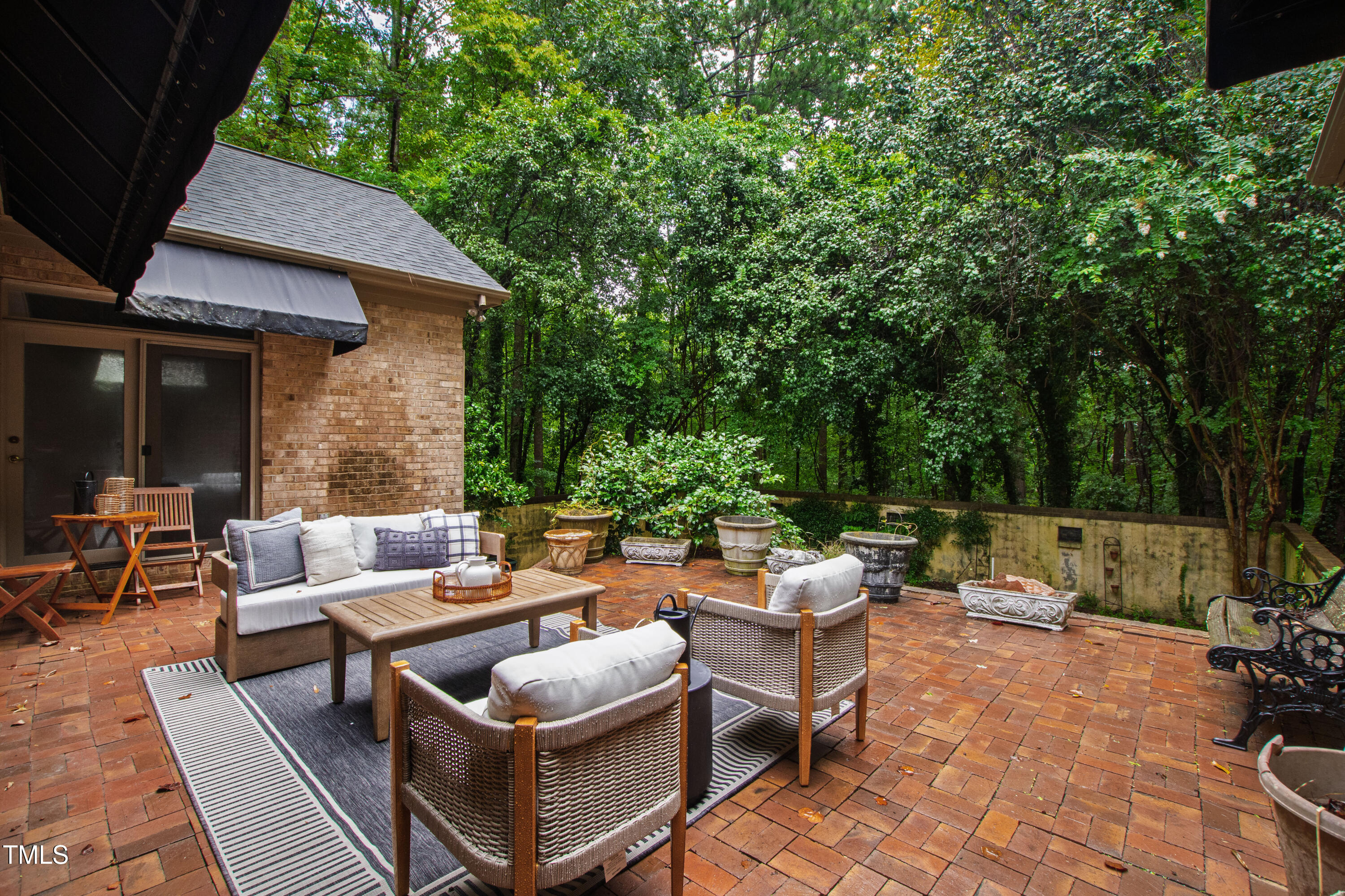 2517 High Ridge Drive