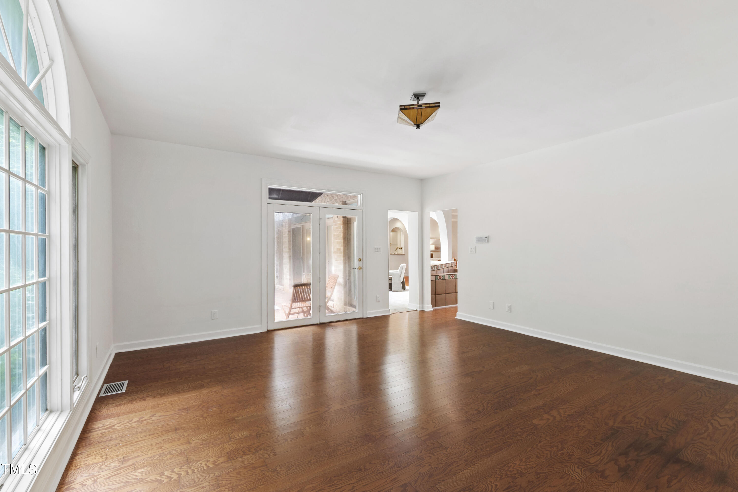 2517 High Ridge Drive
