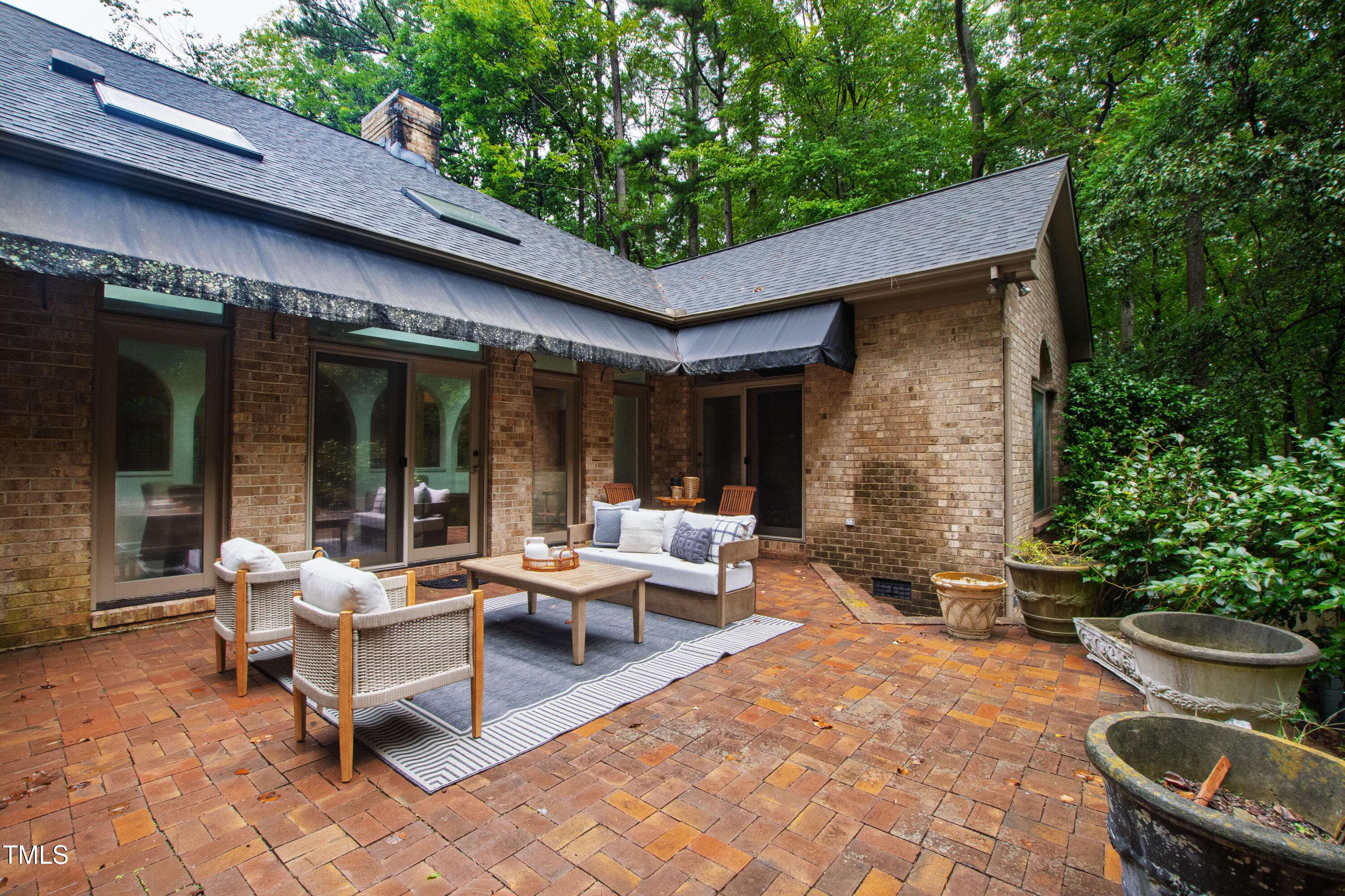 2517 High Ridge Drive