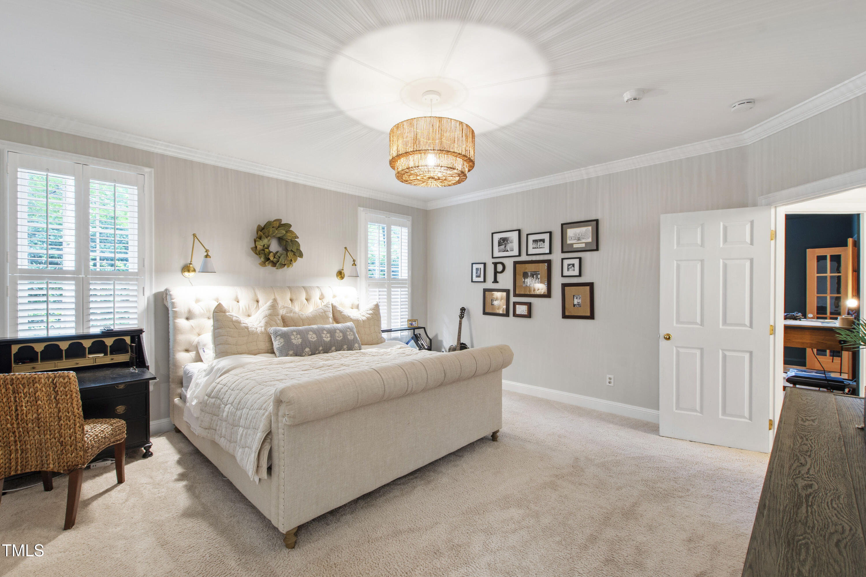 8609 Carriage Tour Lane