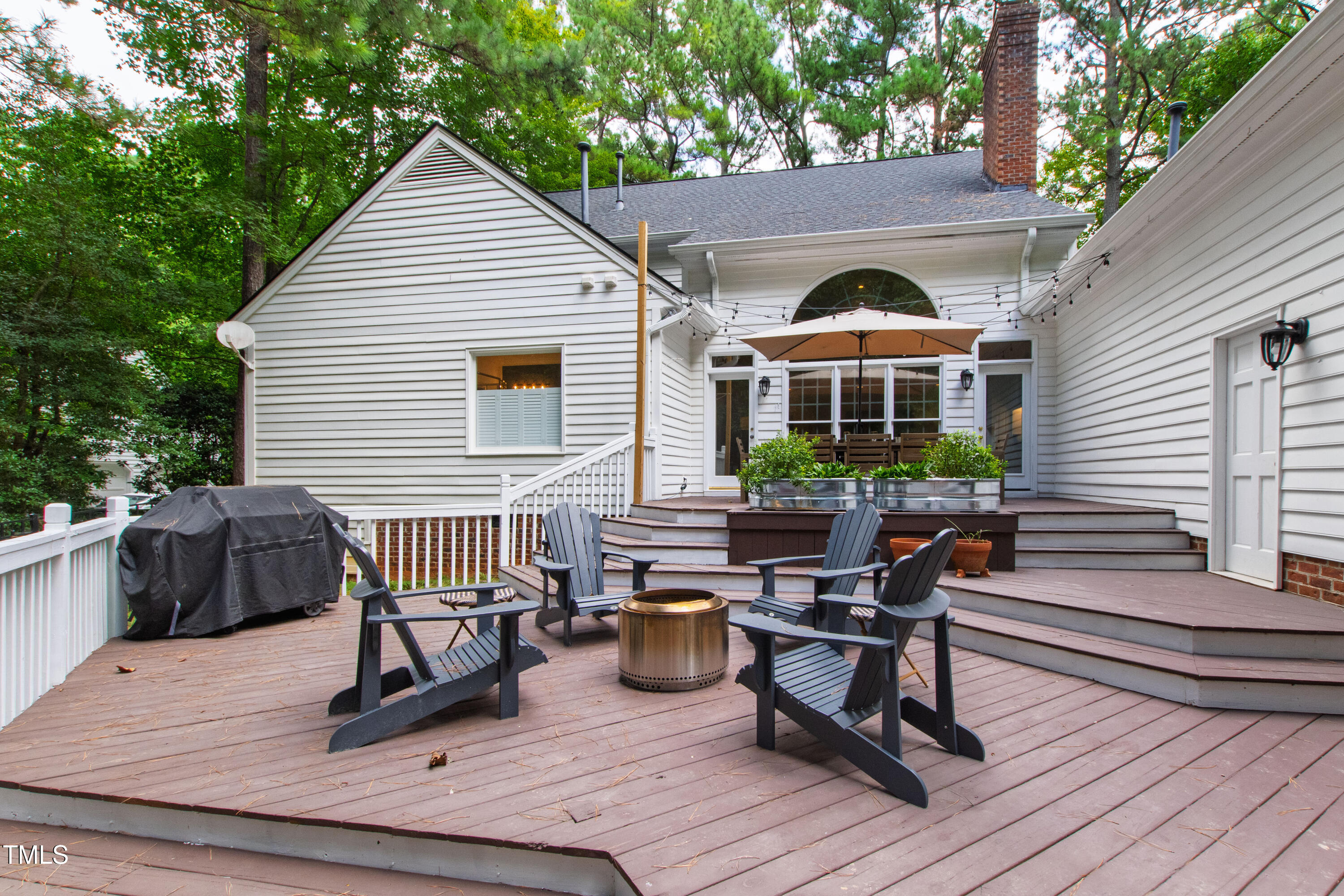 8609 Carriage Tour Lane