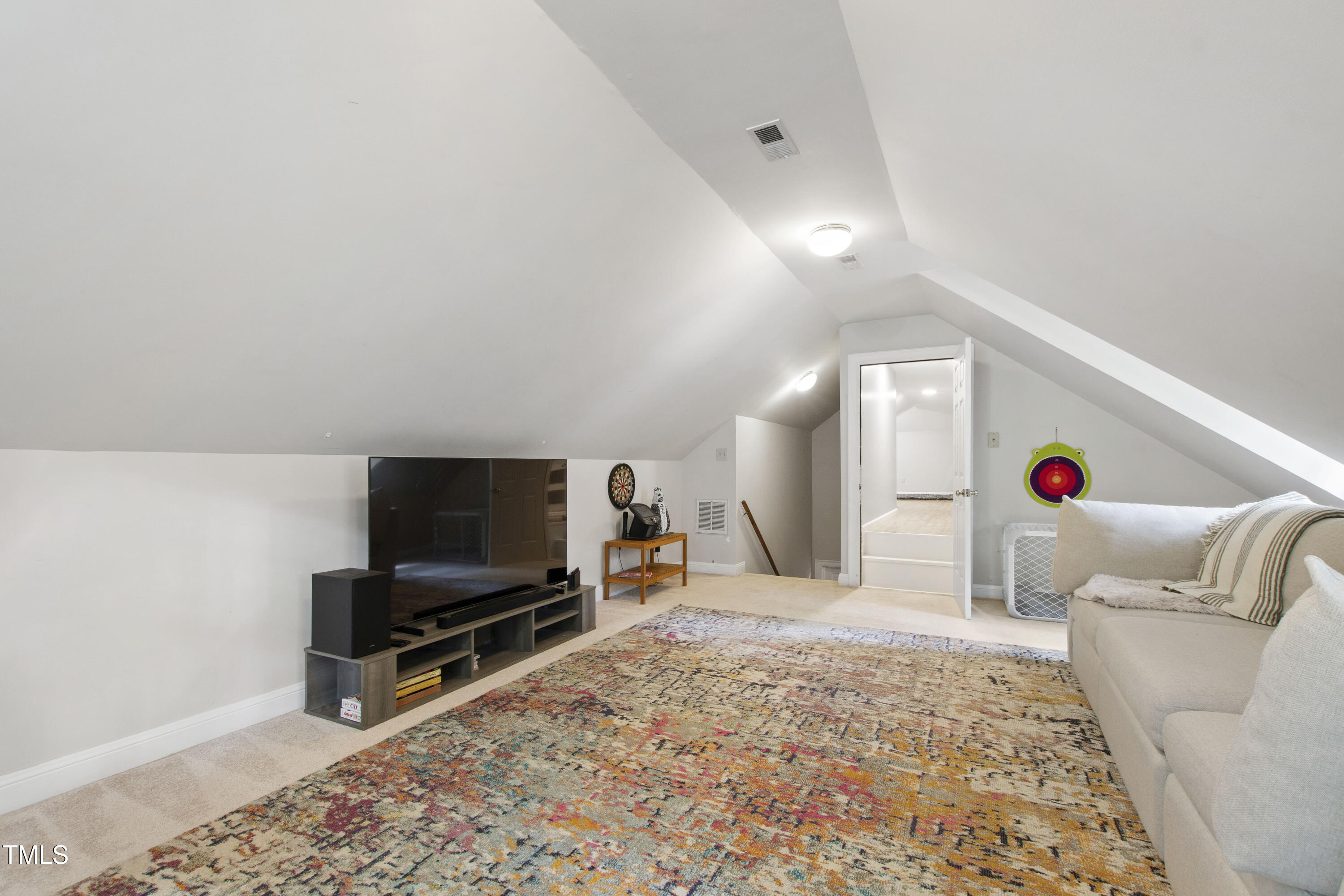 8609 Carriage Tour Lane