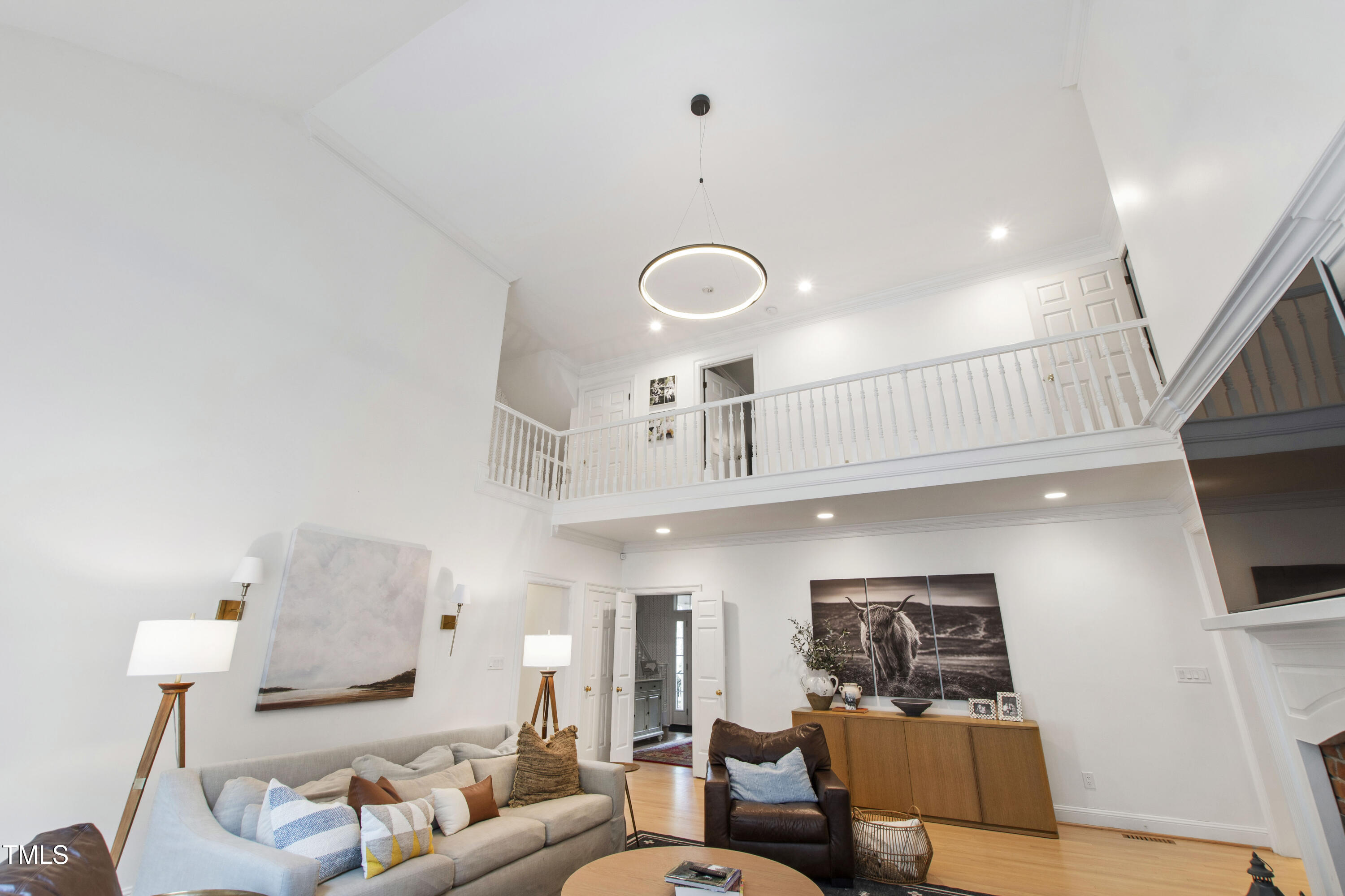 8609 Carriage Tour Lane