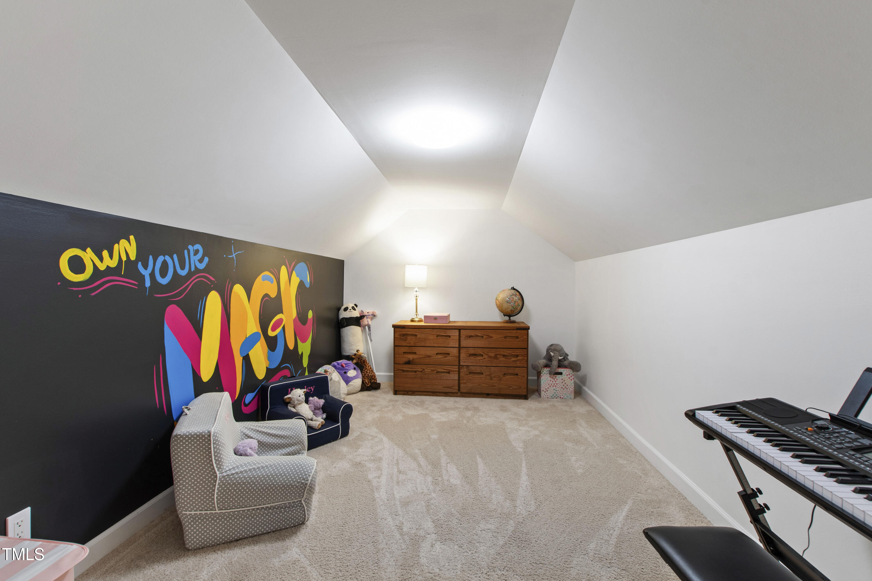 8609 Carriage Tour Lane