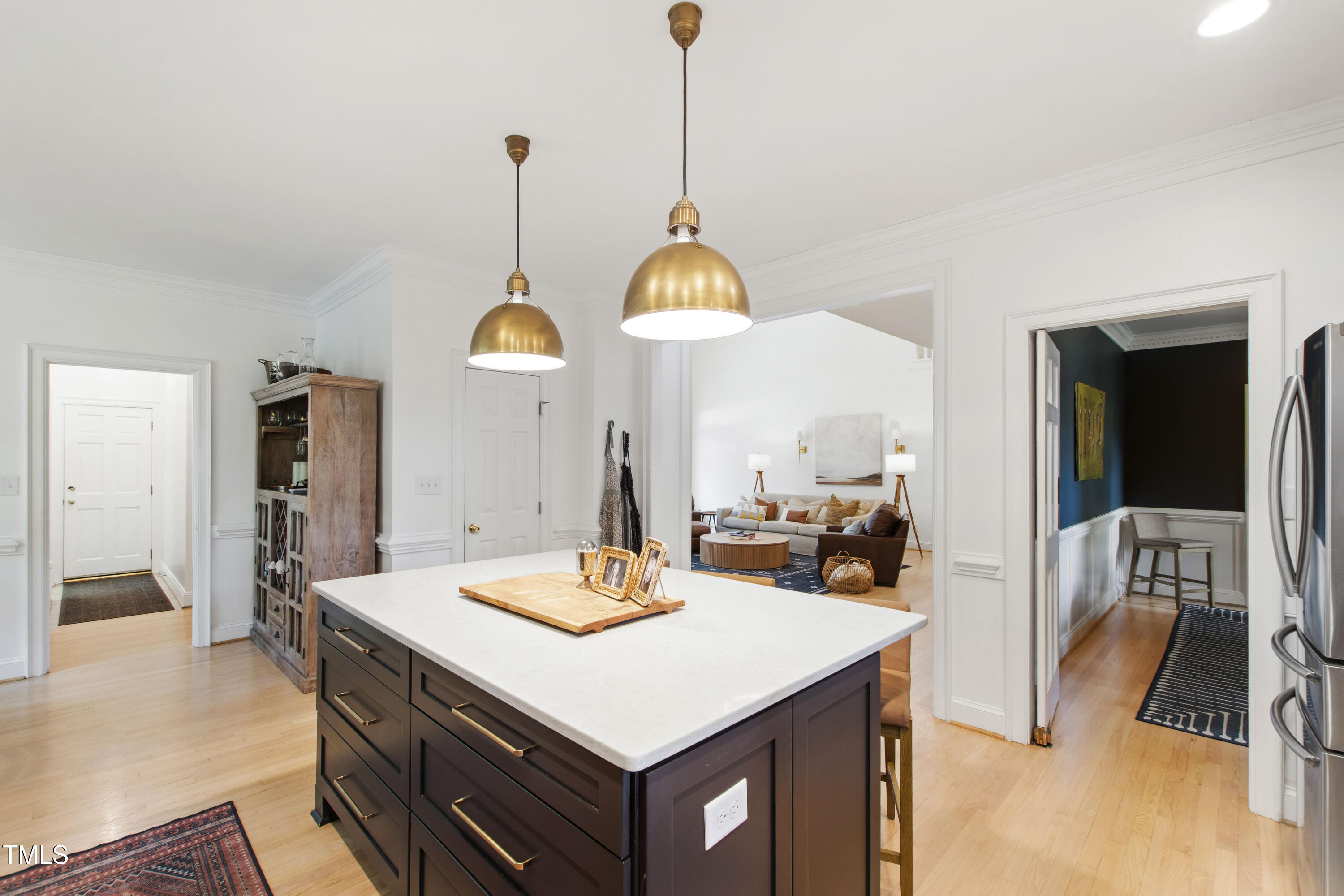 8609 Carriage Tour Lane