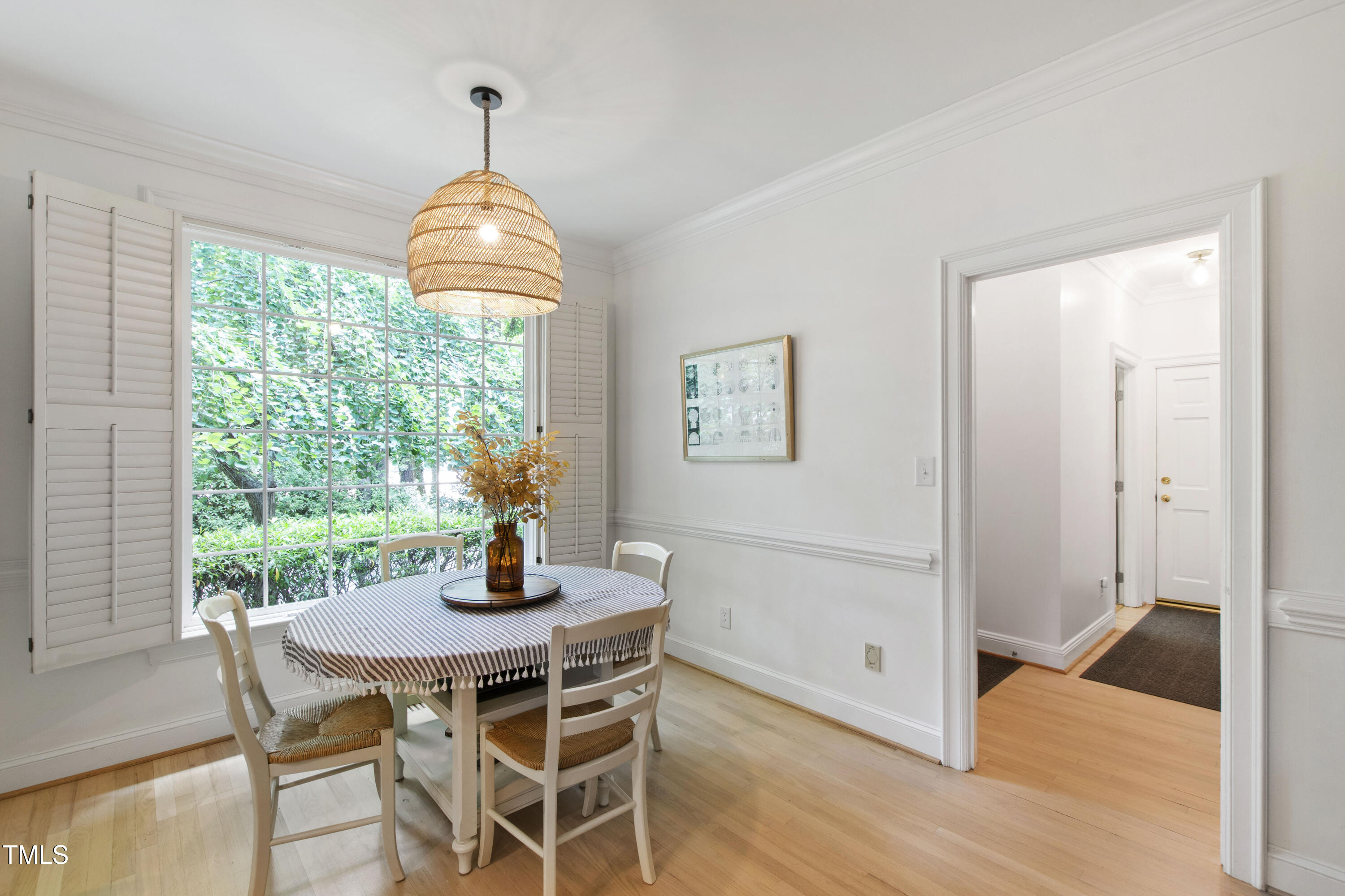 8609 Carriage Tour Lane