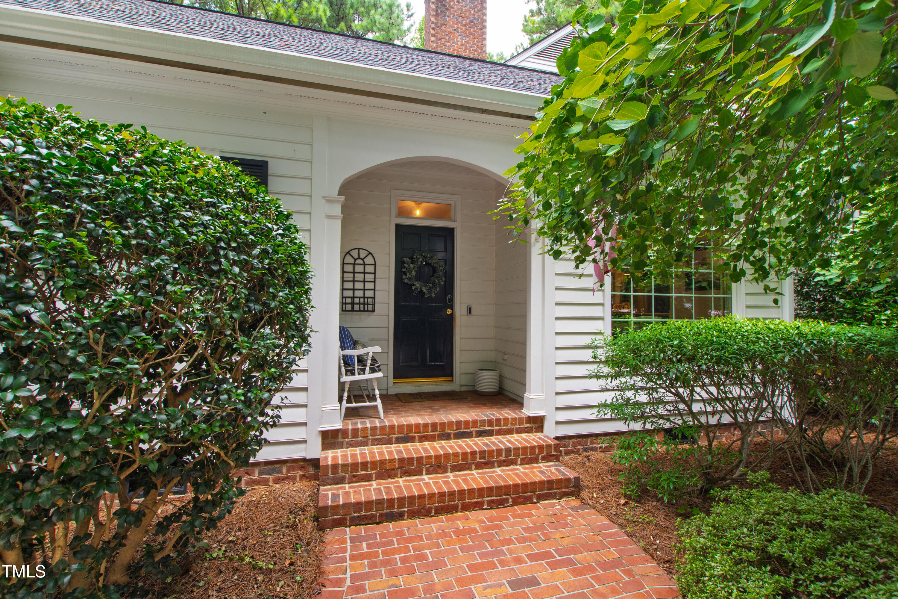 8609 Carriage Tour Lane