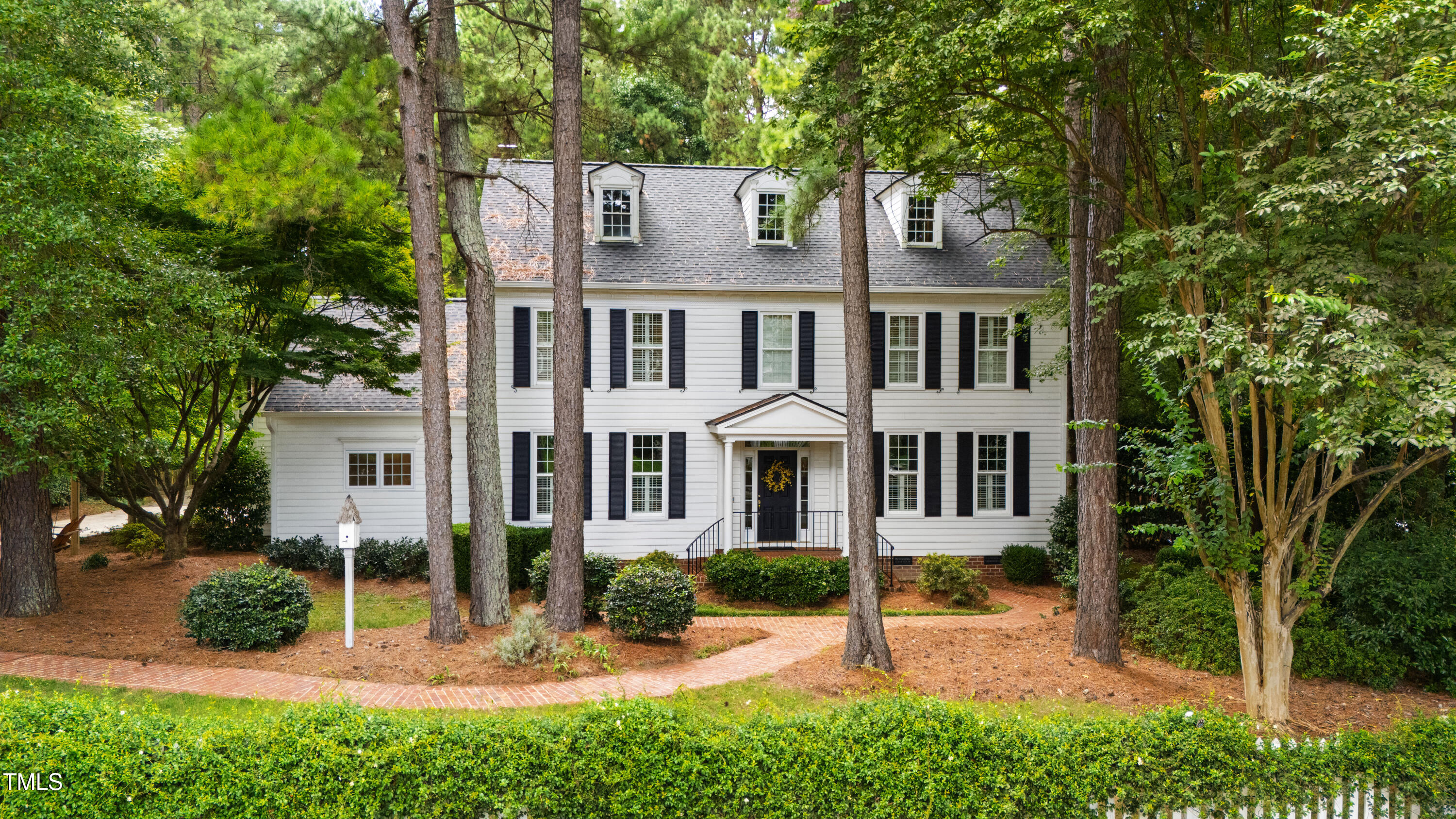 8609 Carriage Tour Lane