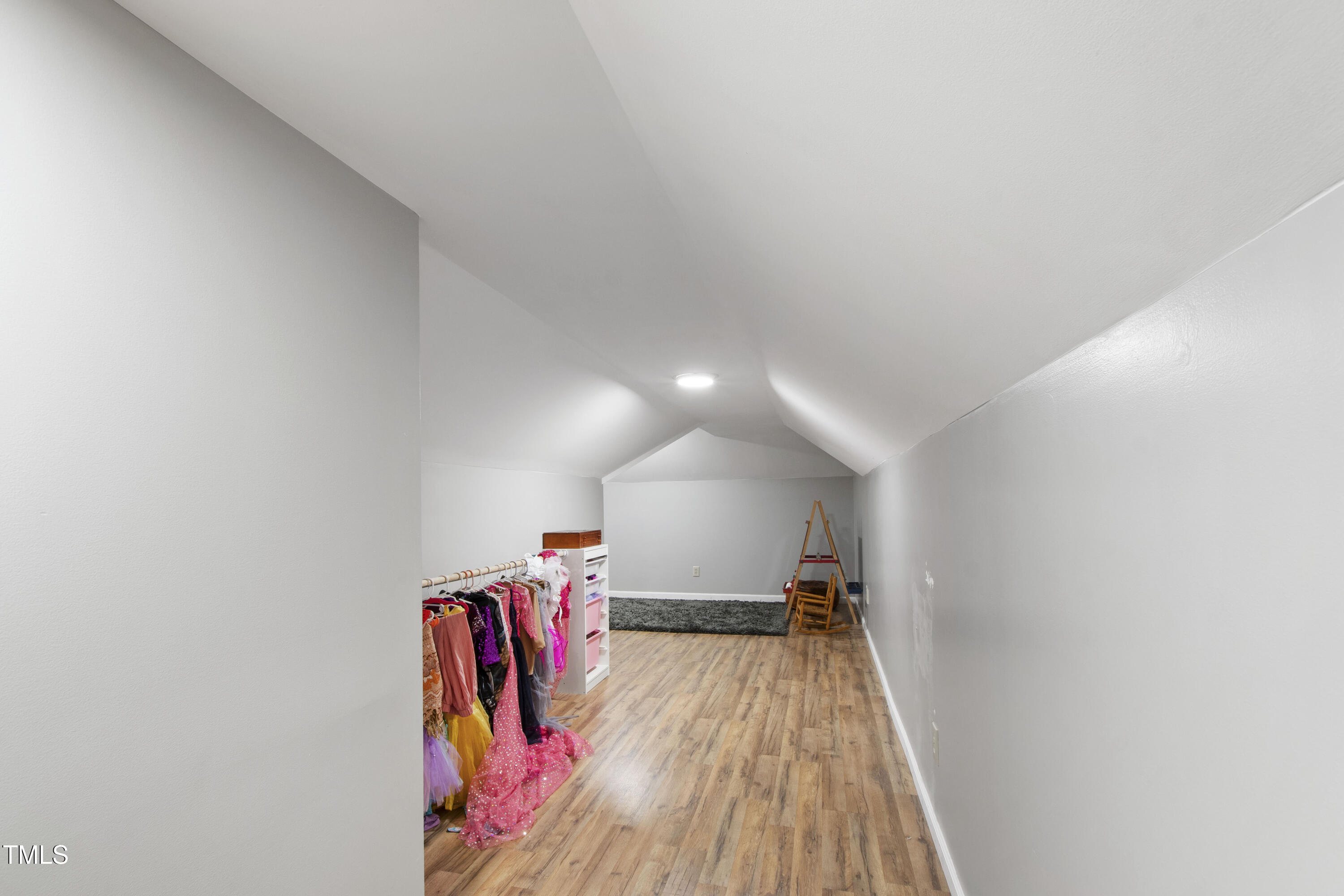 8609 Carriage Tour Lane