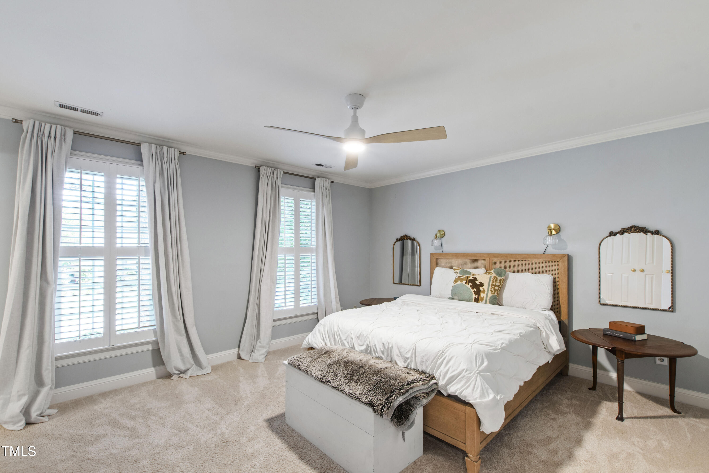 8609 Carriage Tour Lane