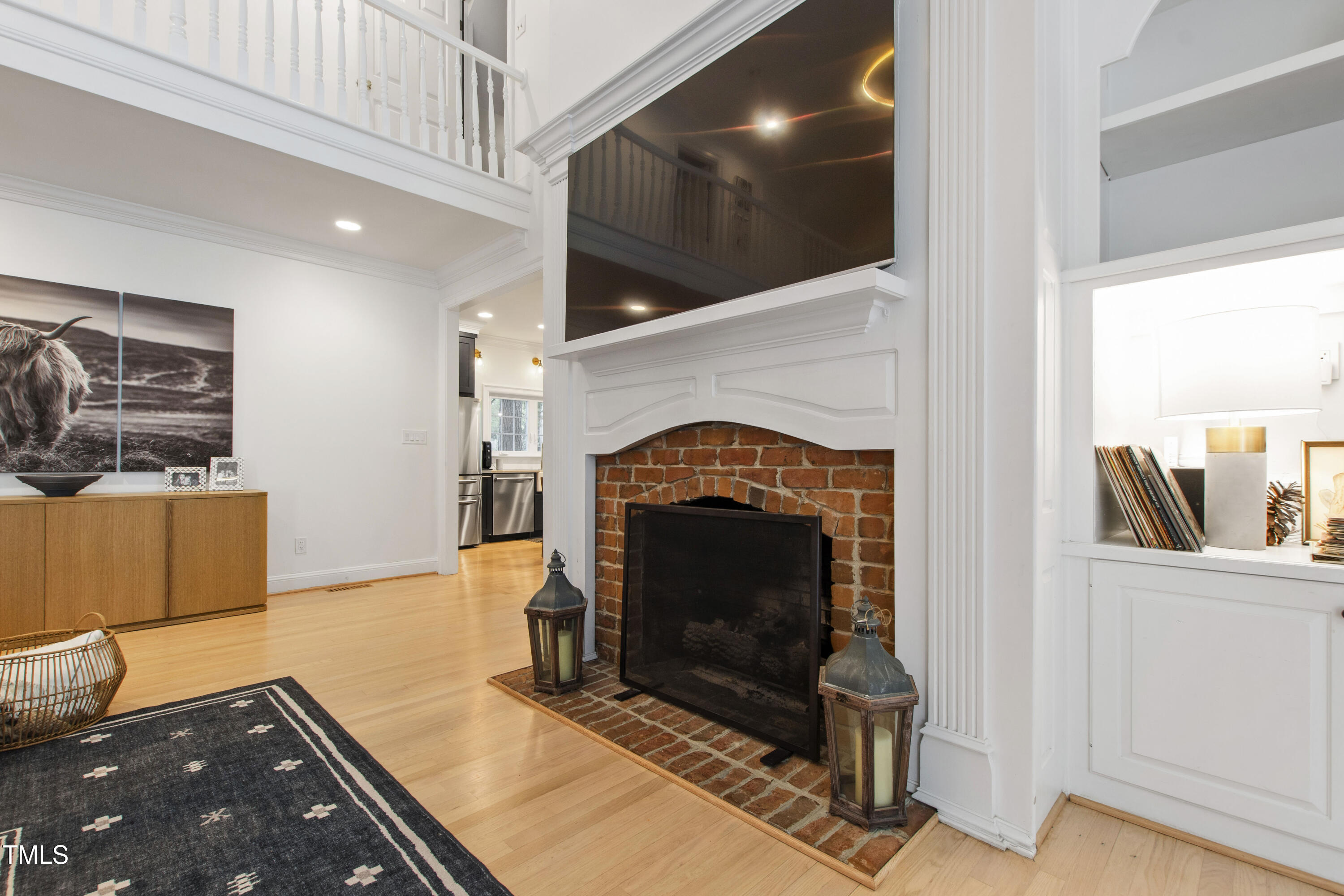 8609 Carriage Tour Lane