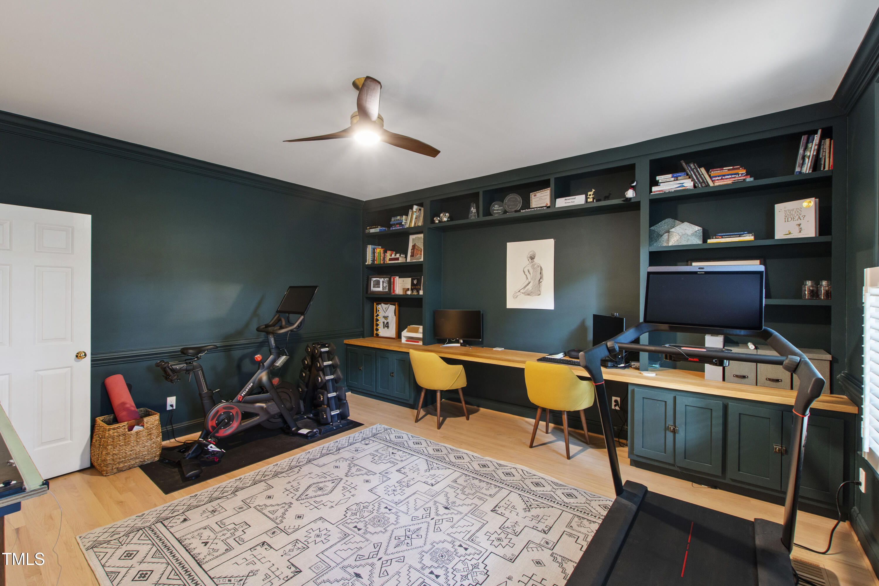 8609 Carriage Tour Lane