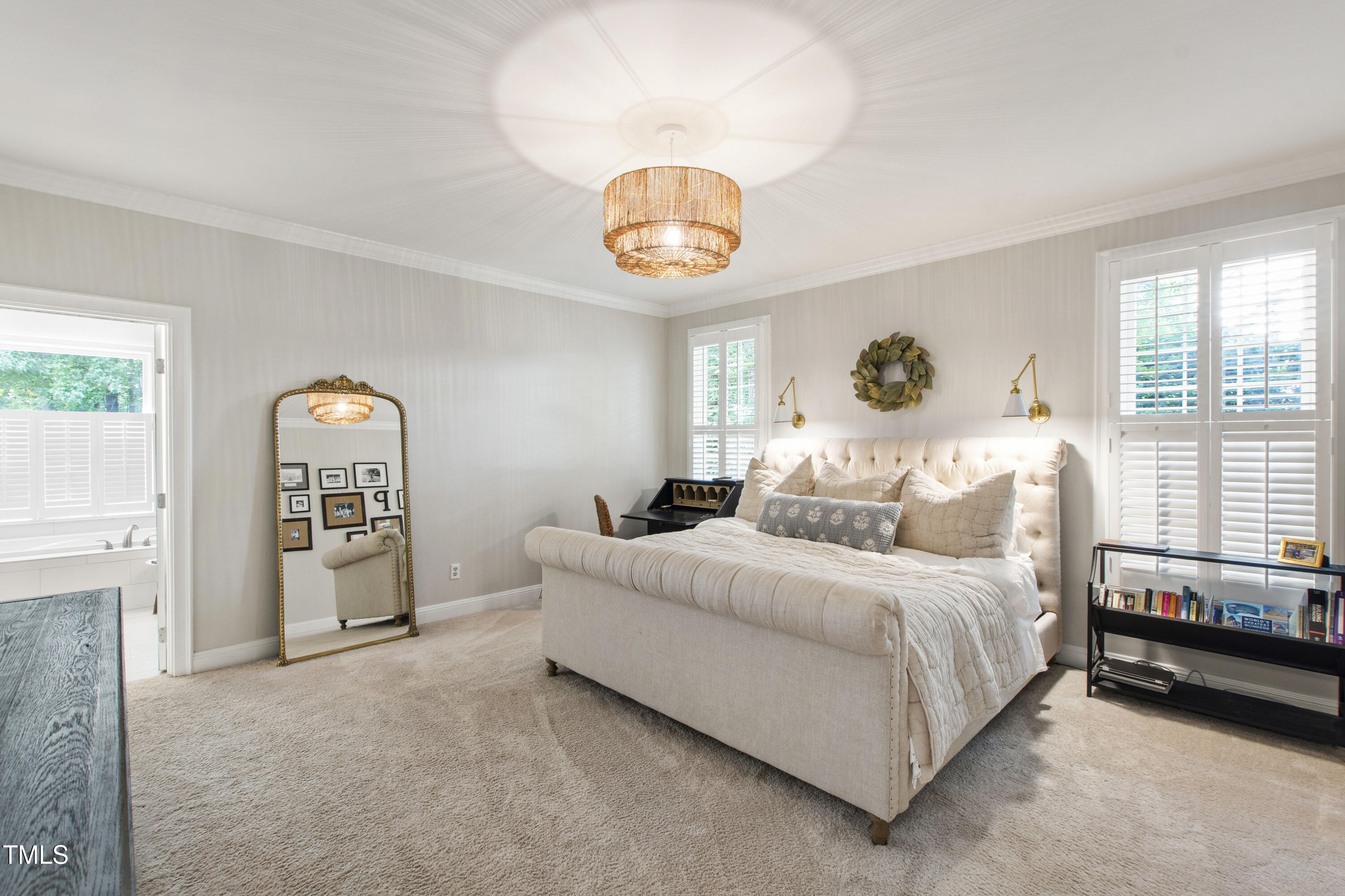 8609 Carriage Tour Lane