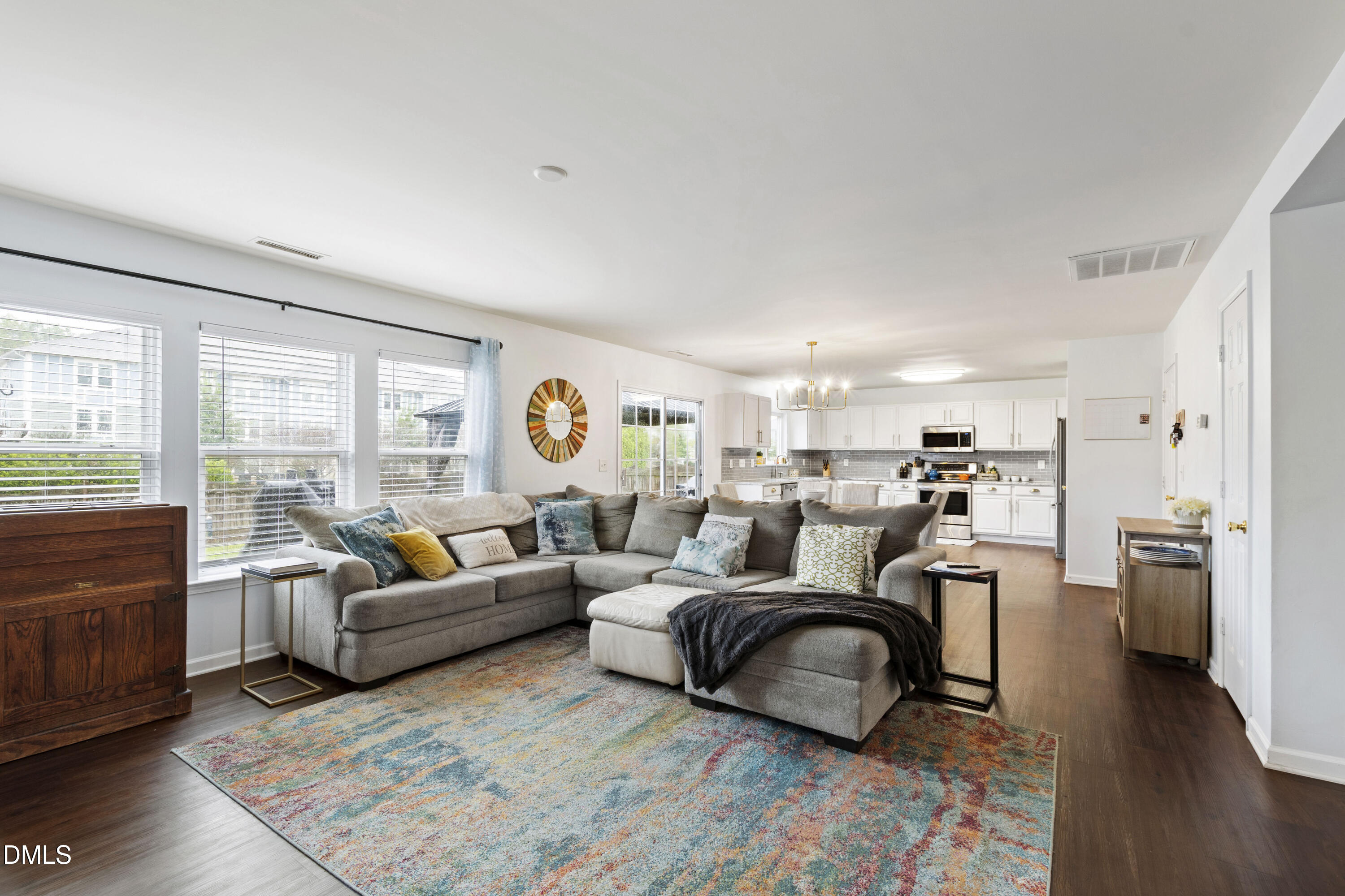 328 Edgecroft Way