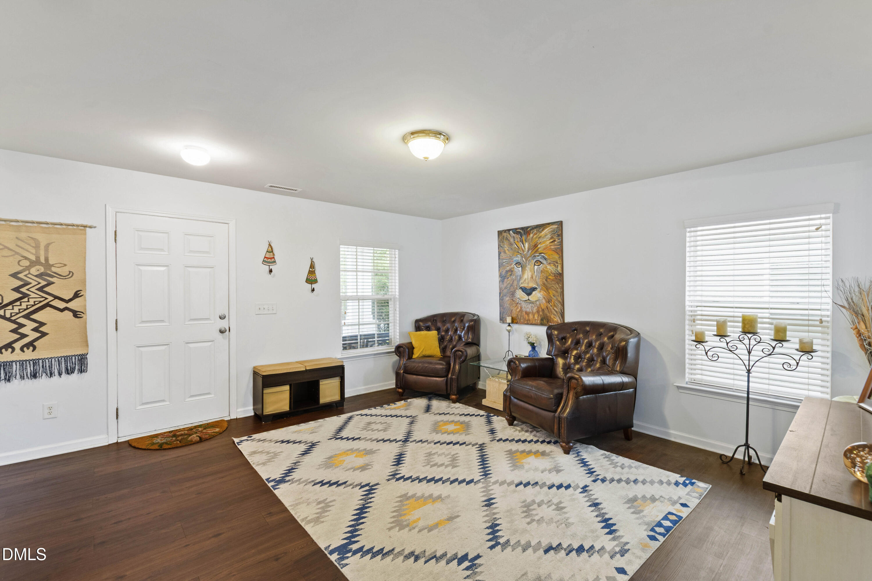 328 Edgecroft Way