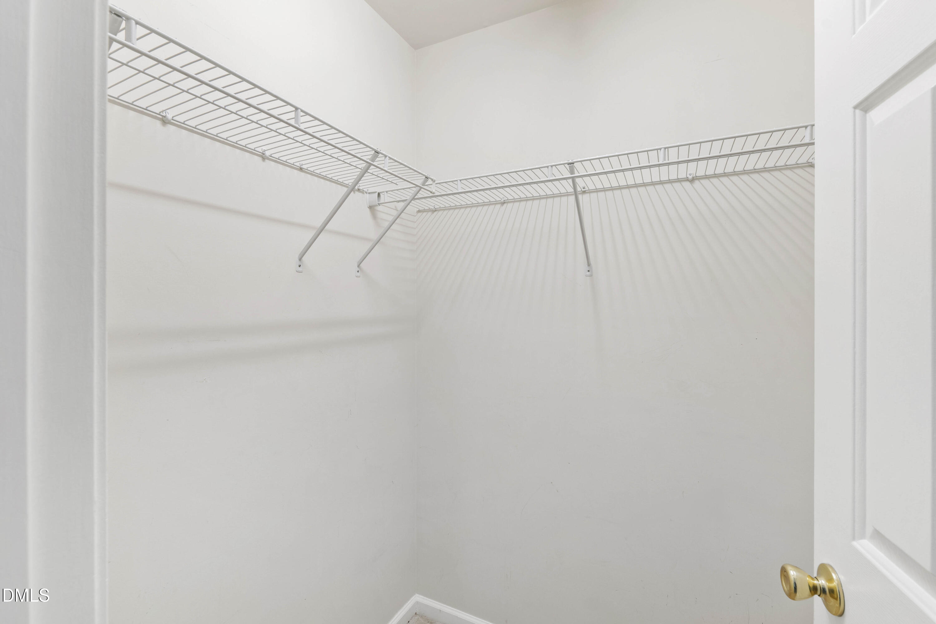 328 Edgecroft Way
