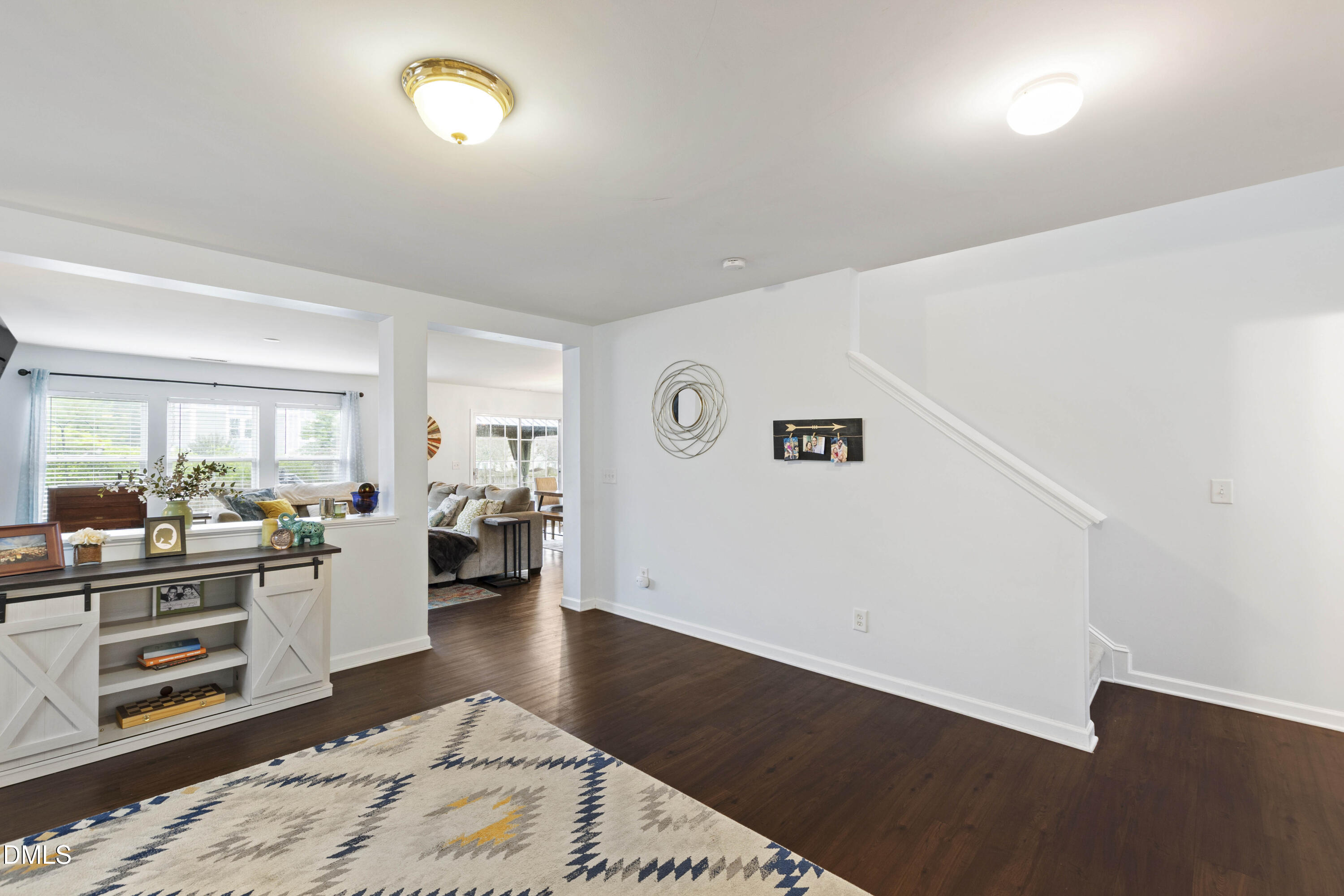 328 Edgecroft Way