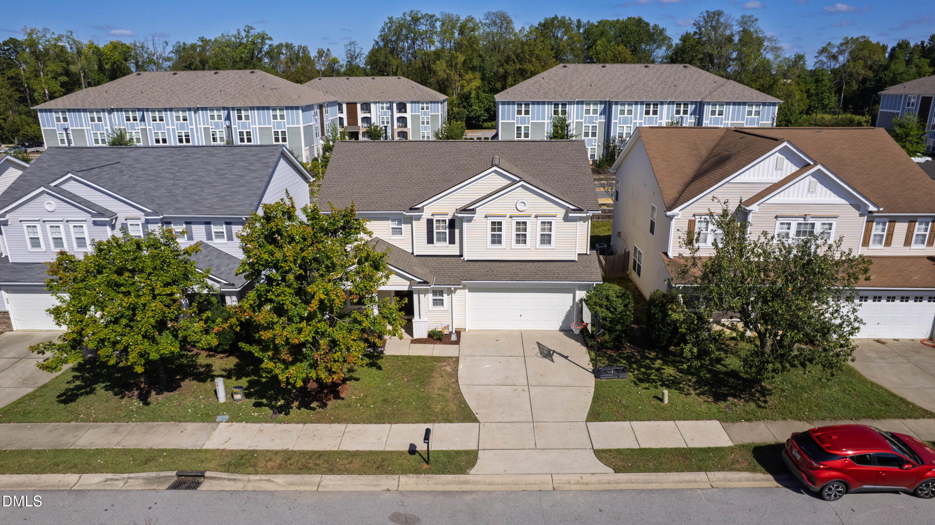 328 Edgecroft Way