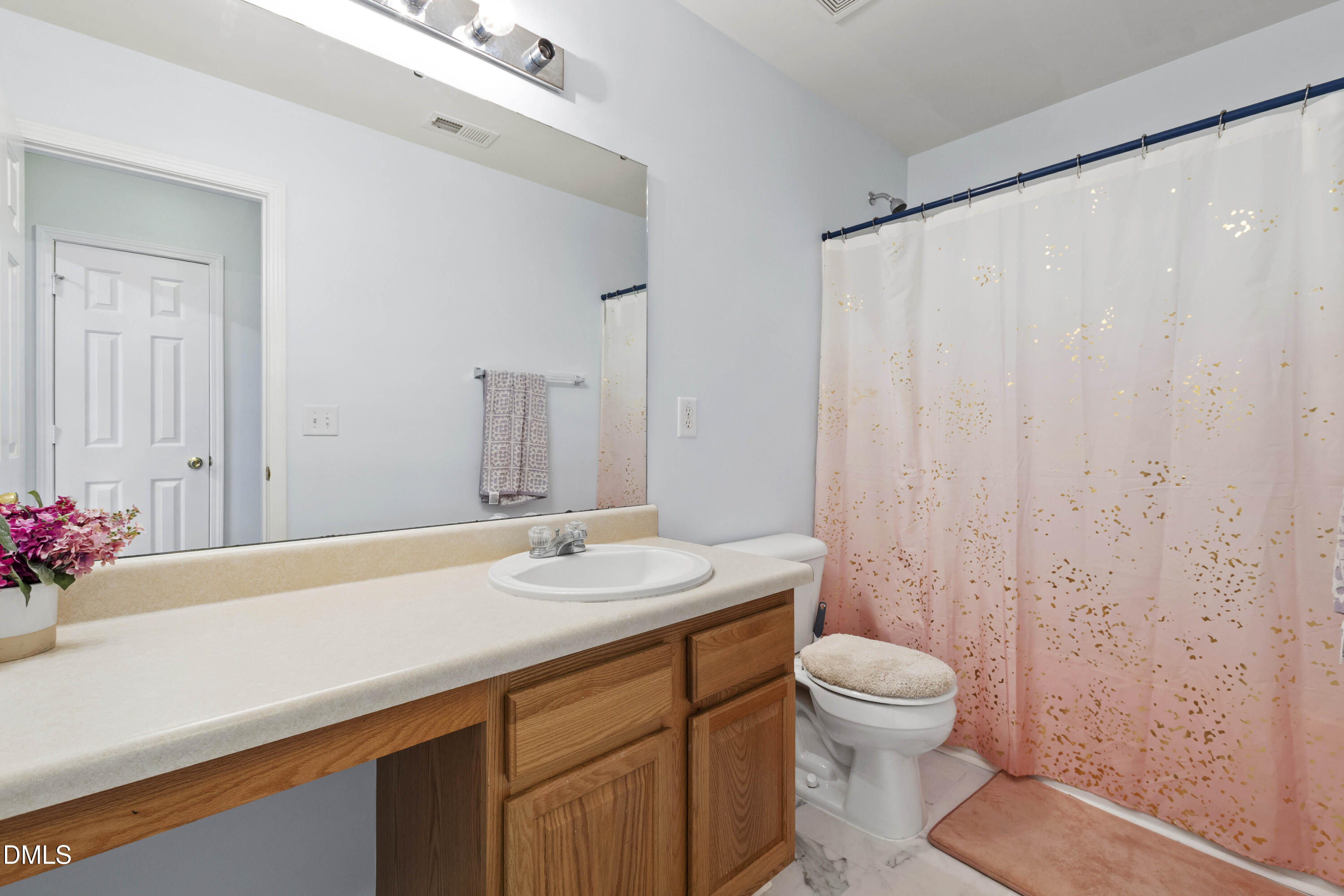 328 Edgecroft Way