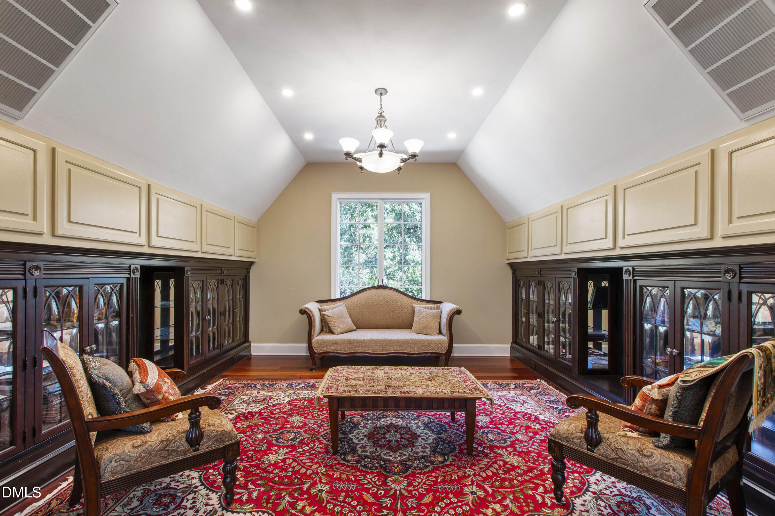 302 Annandale Drive