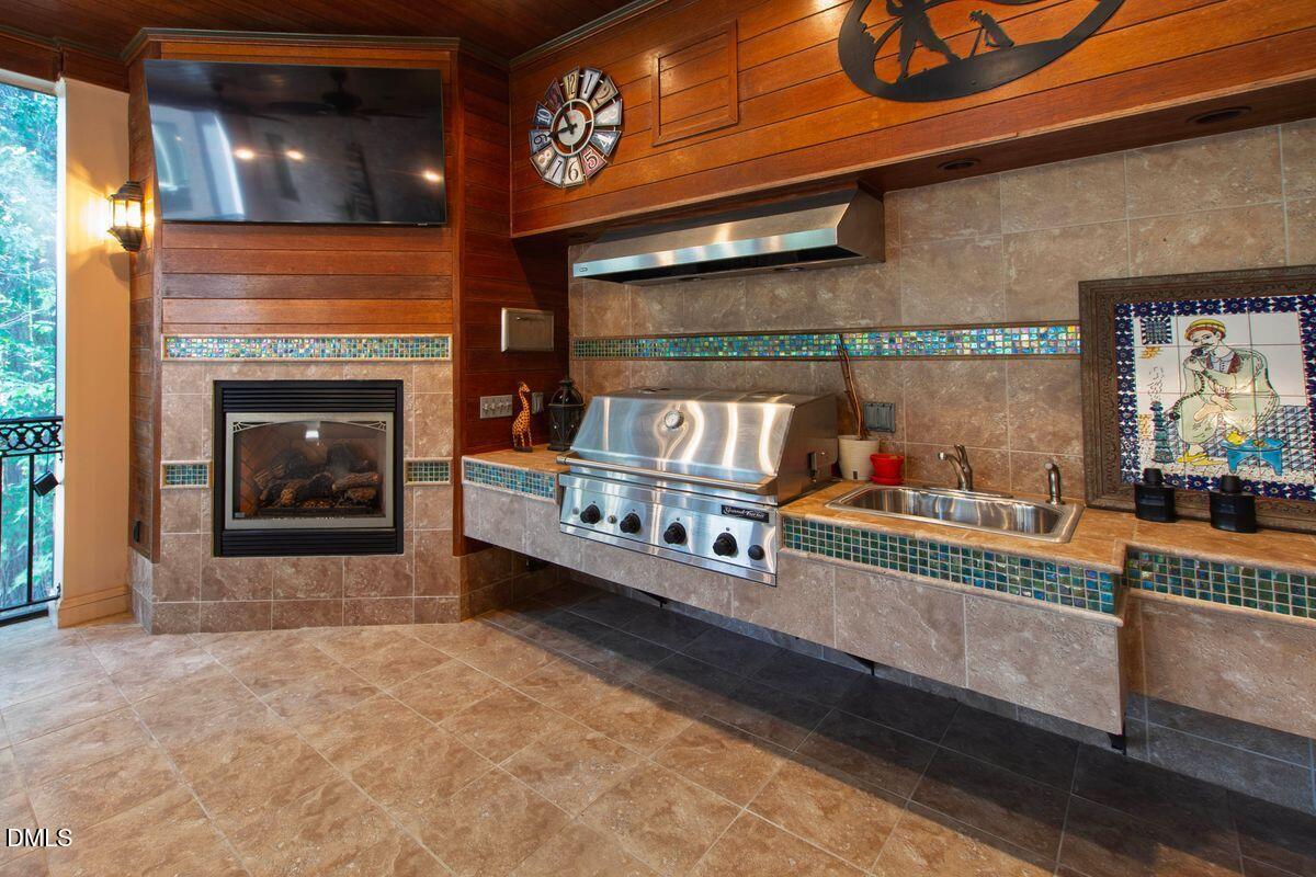 302 Annandale Drive