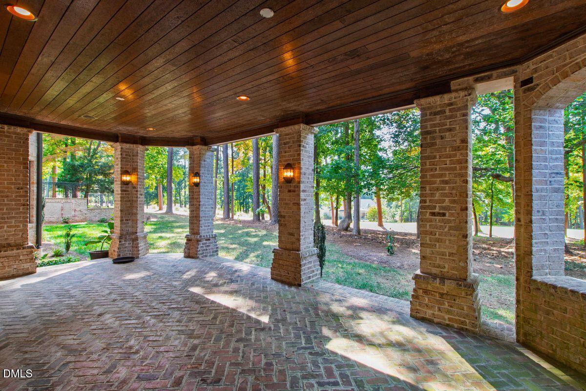 302 Annandale Drive