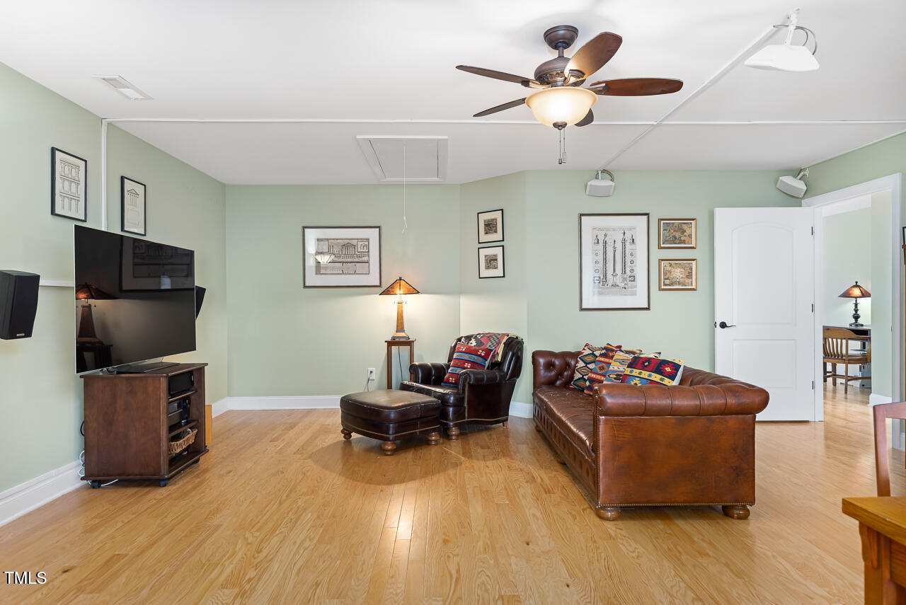 215 Dungarven Loop