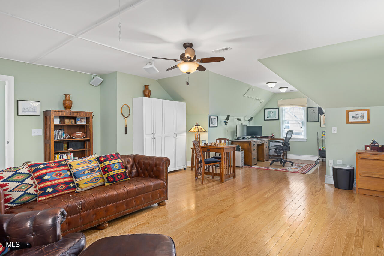 215 Dungarven Loop