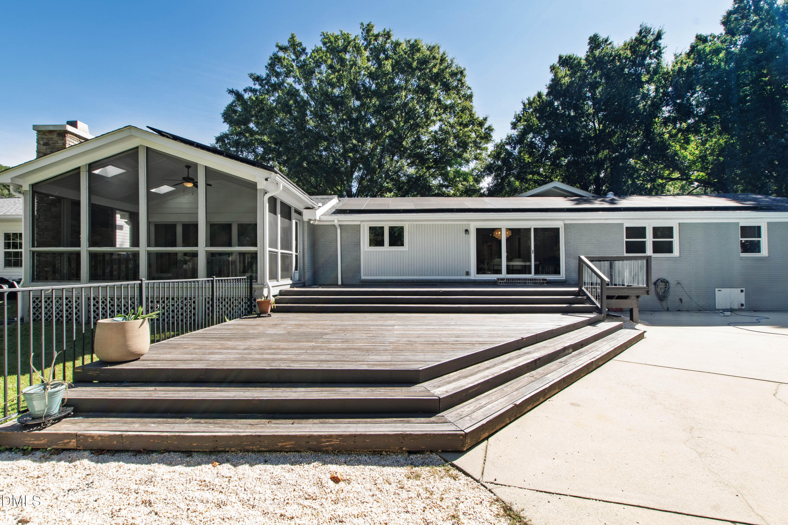 1421 Jenks Carpenter Road