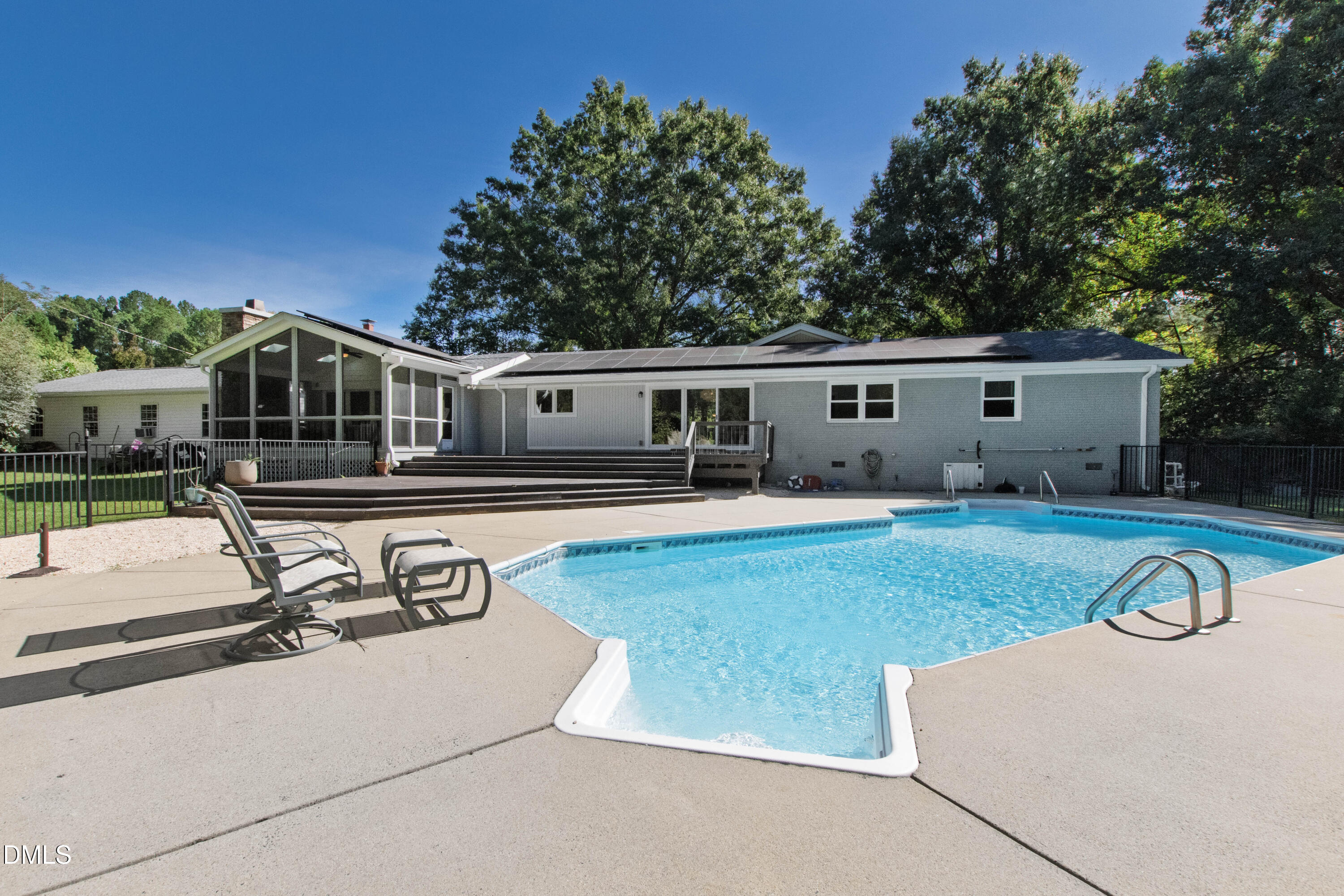 1421 Jenks Carpenter Road
