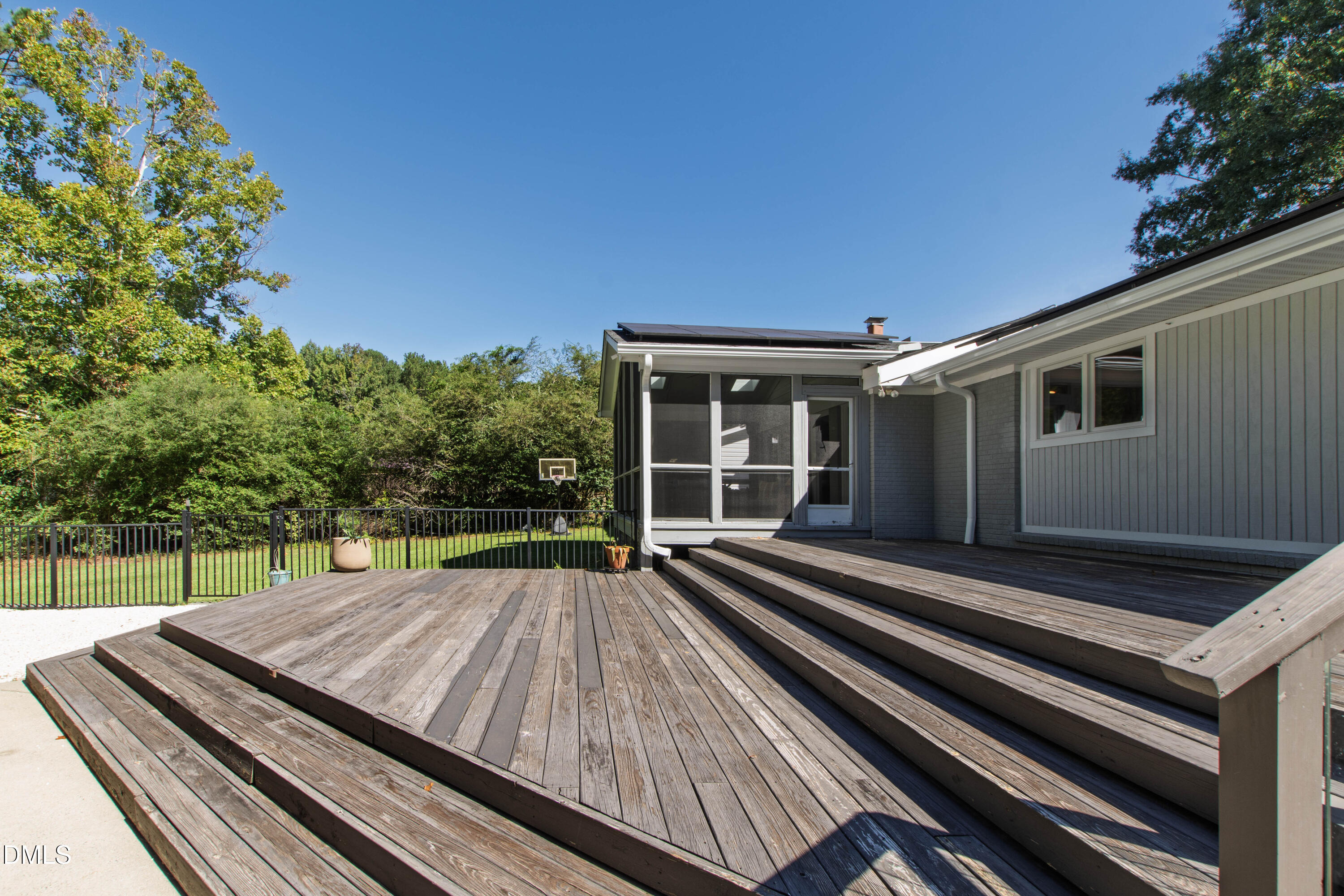 1421 Jenks Carpenter Road