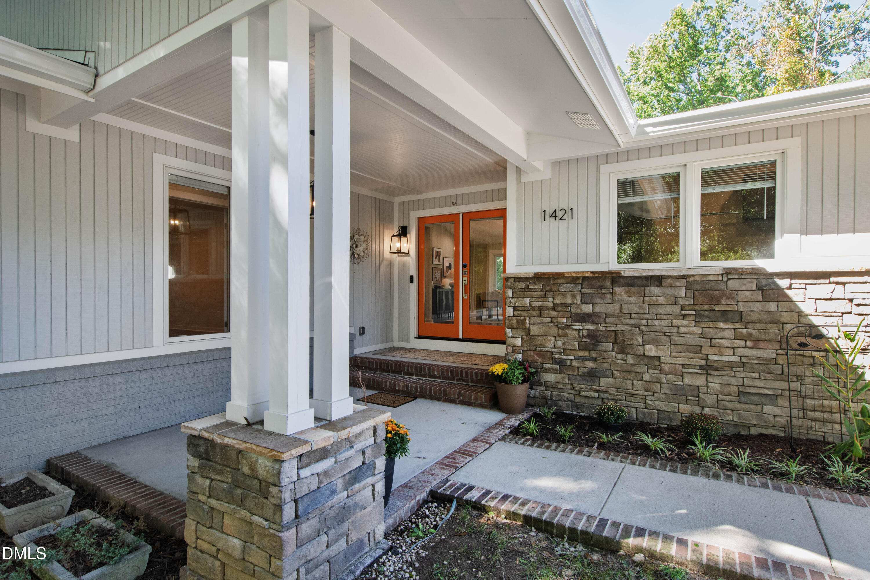 1421 Jenks Carpenter Road