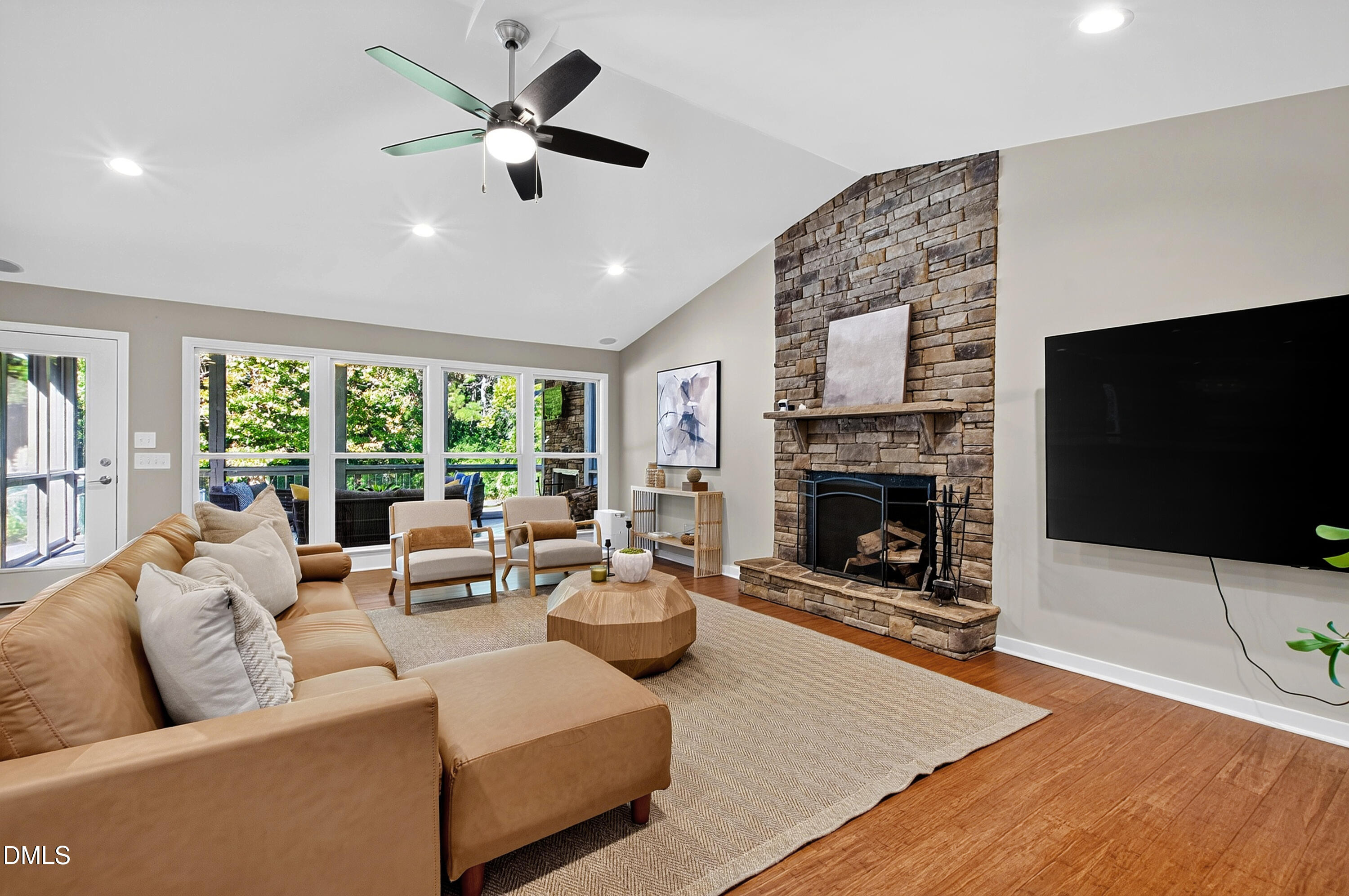 1421 Jenks Carpenter Road