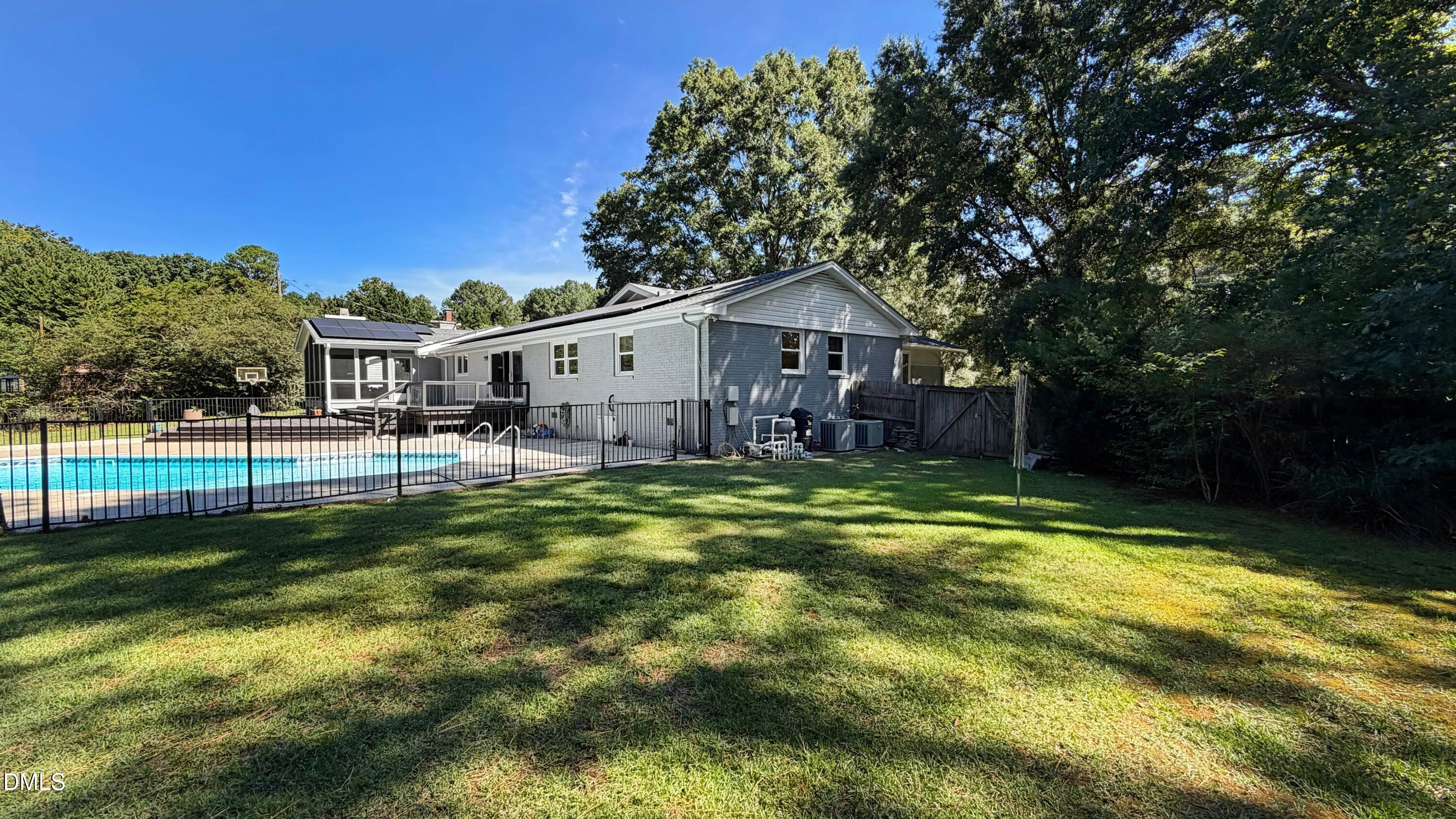 1421 Jenks Carpenter Road