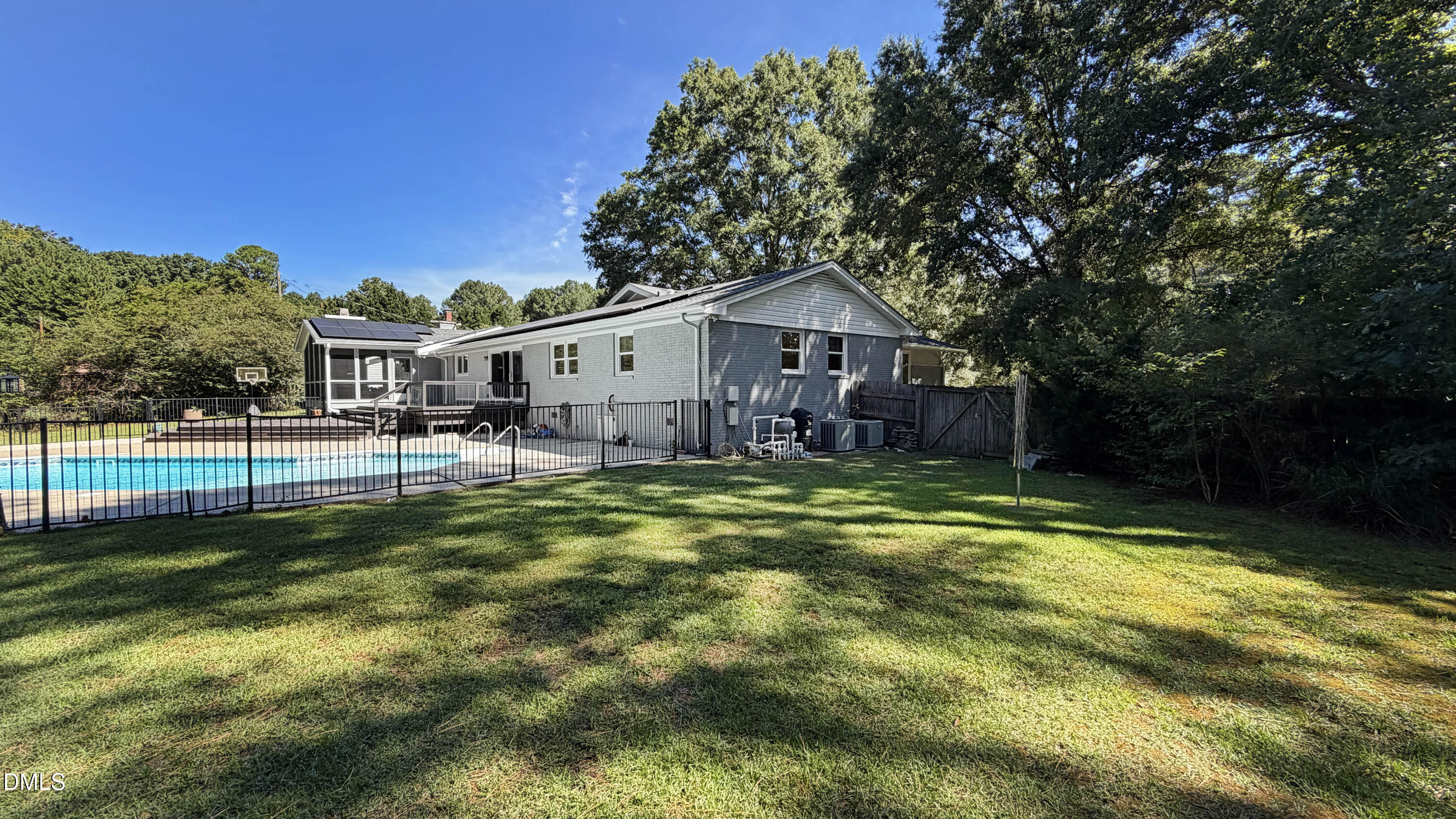 1421 Jenks Carpenter Road