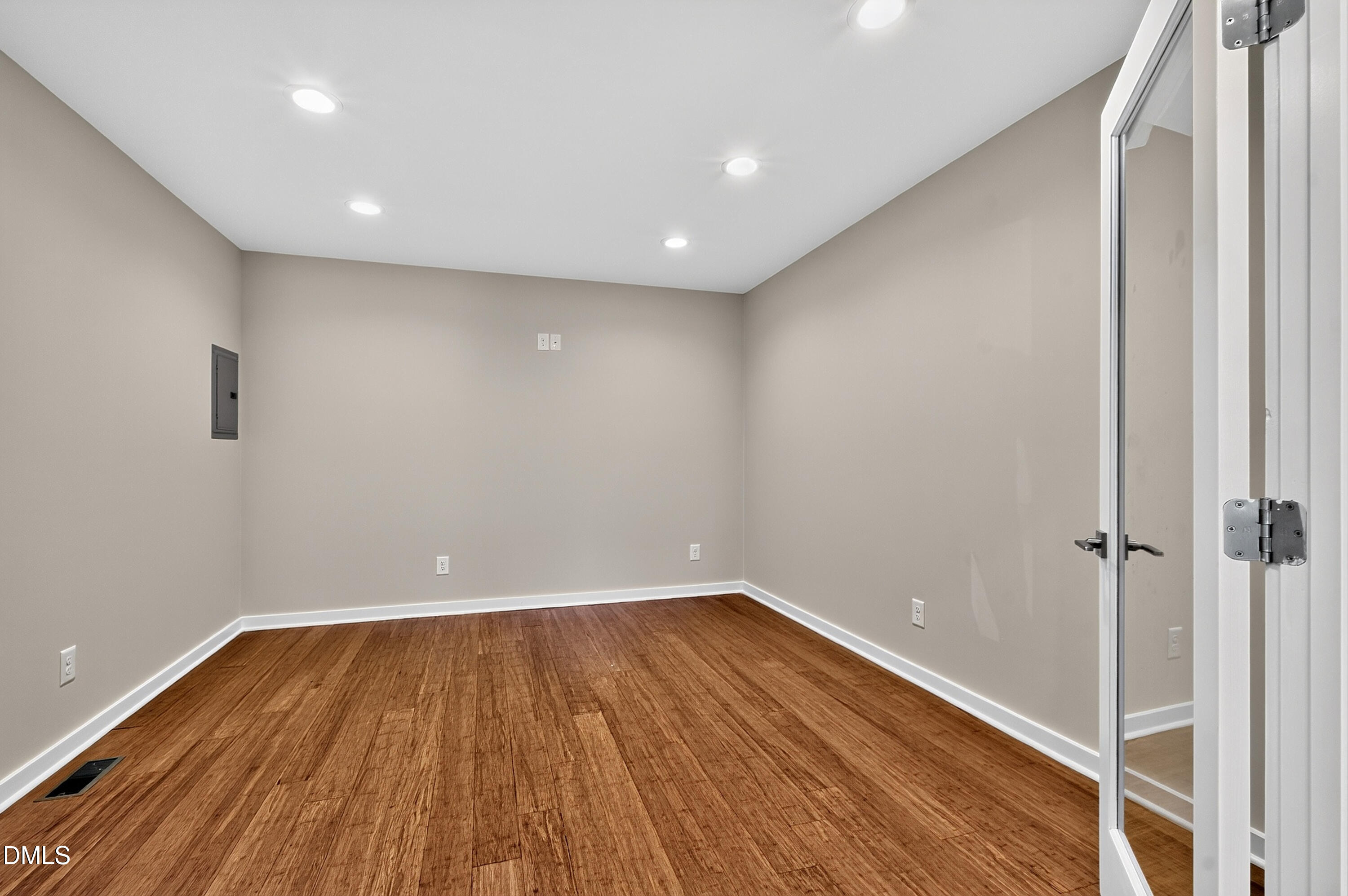 1421 Jenks Carpenter Road
