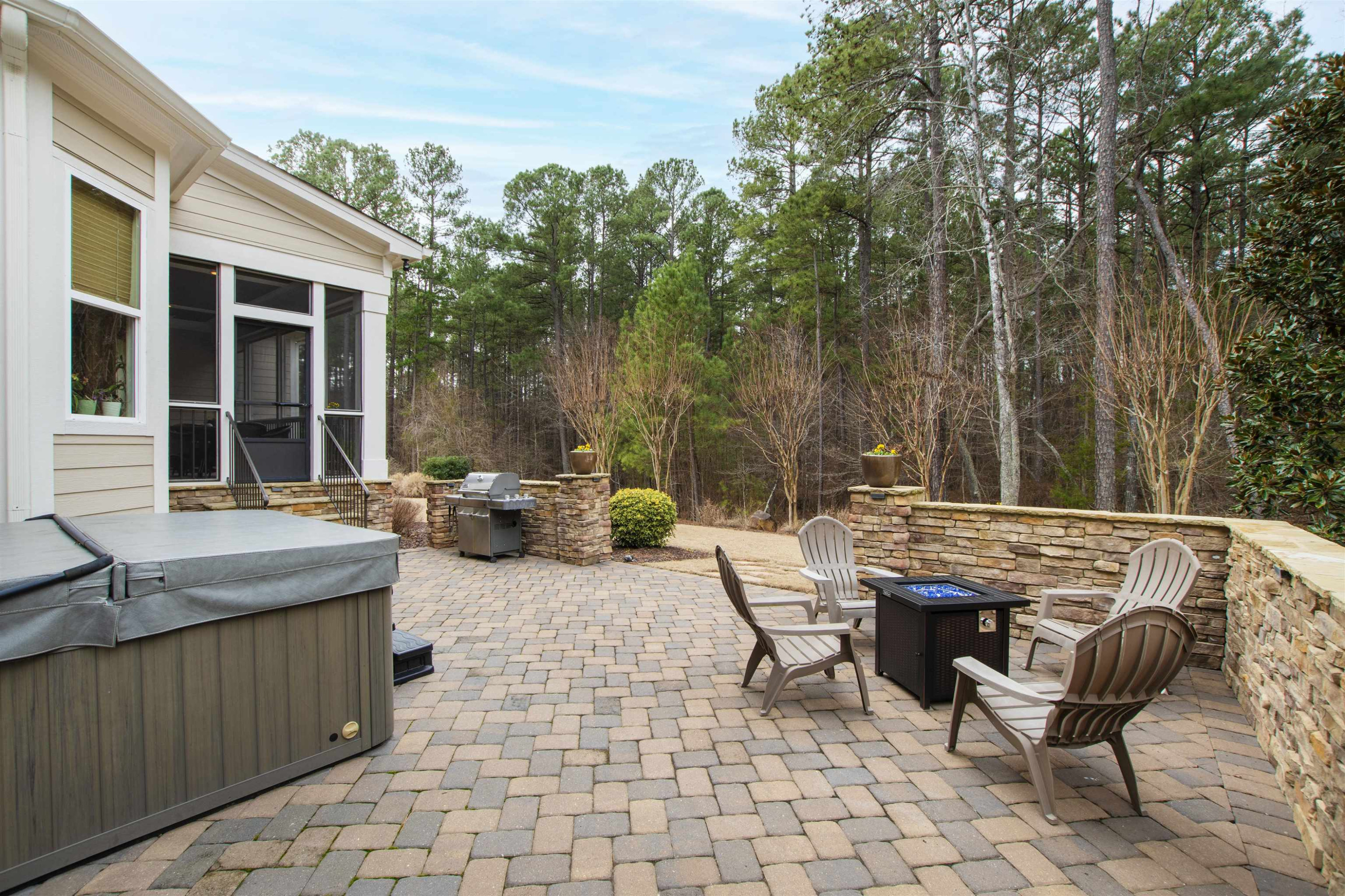 516 Nickel Creek Circle