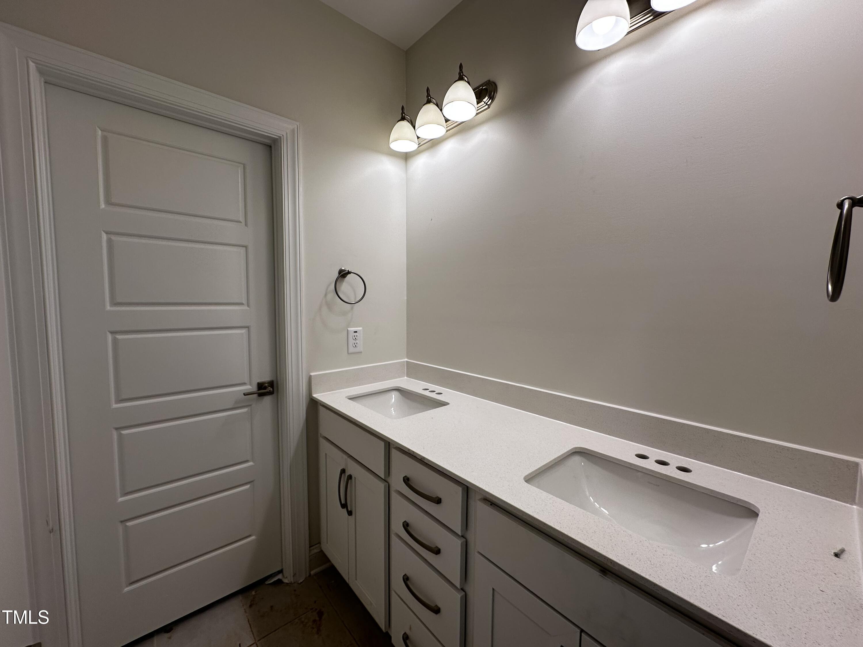 8300 Whistling Willow Court # 490