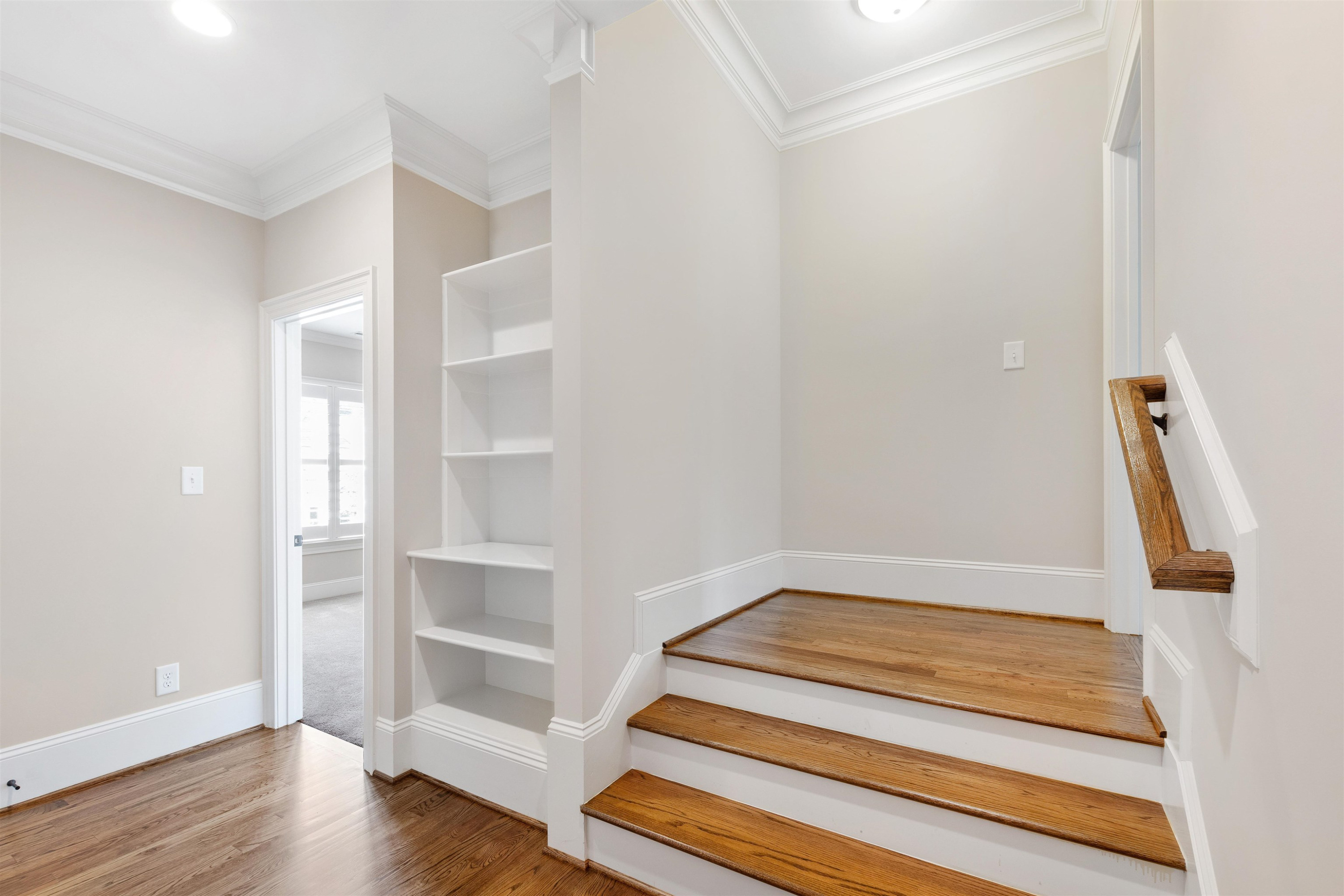 209 Michelangelo Way