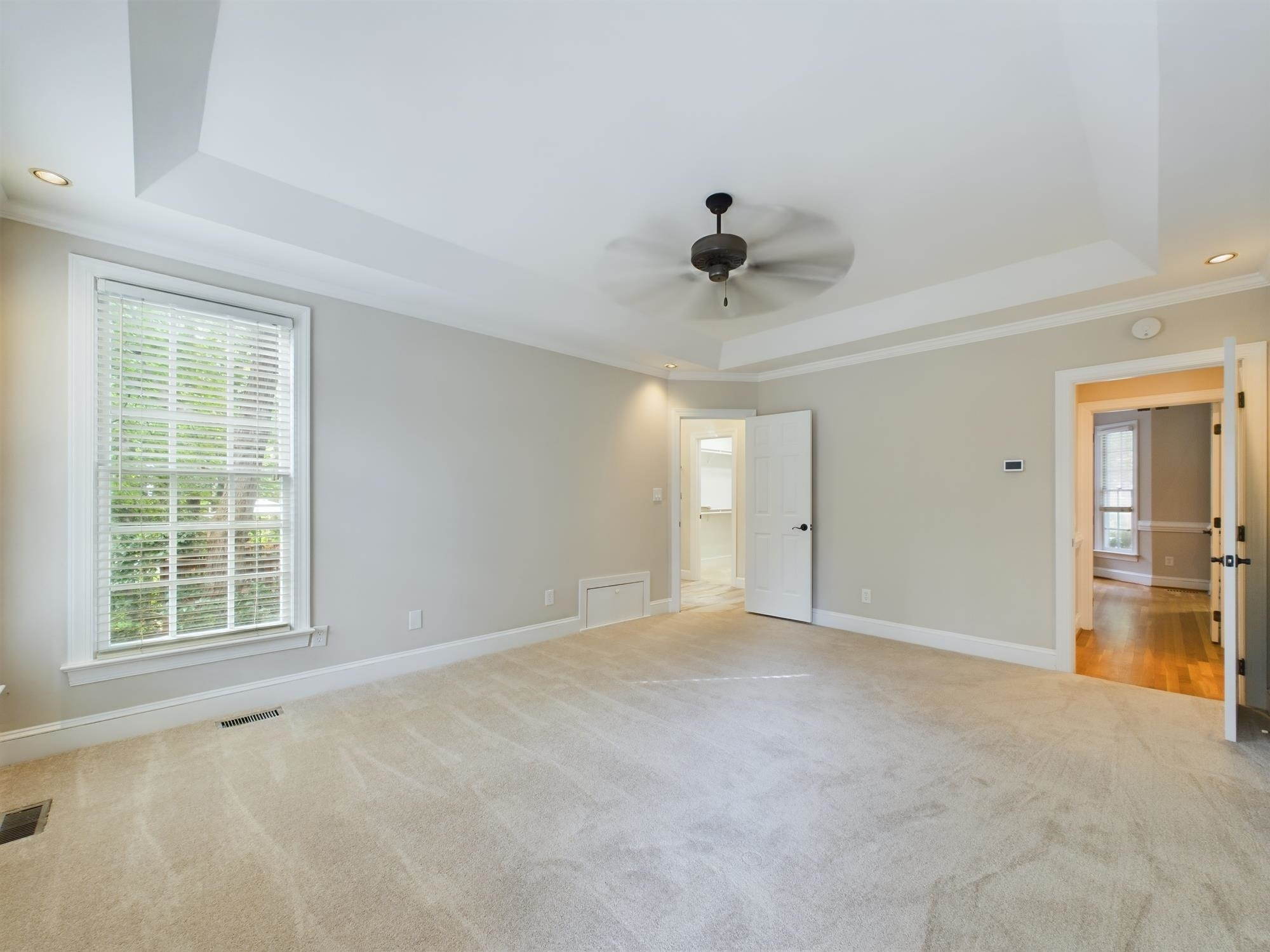 211 Southbank Drive