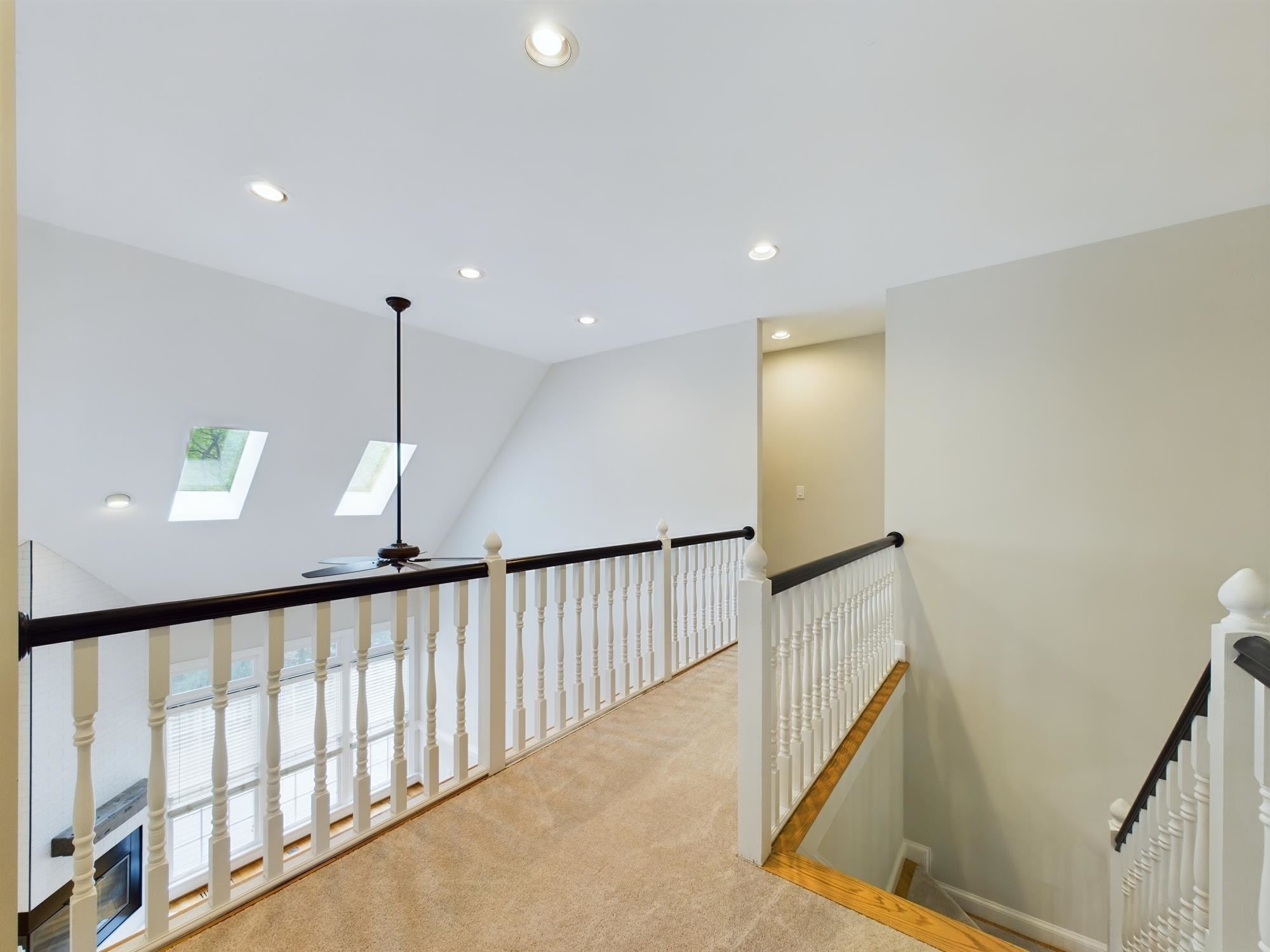 211 Southbank Drive