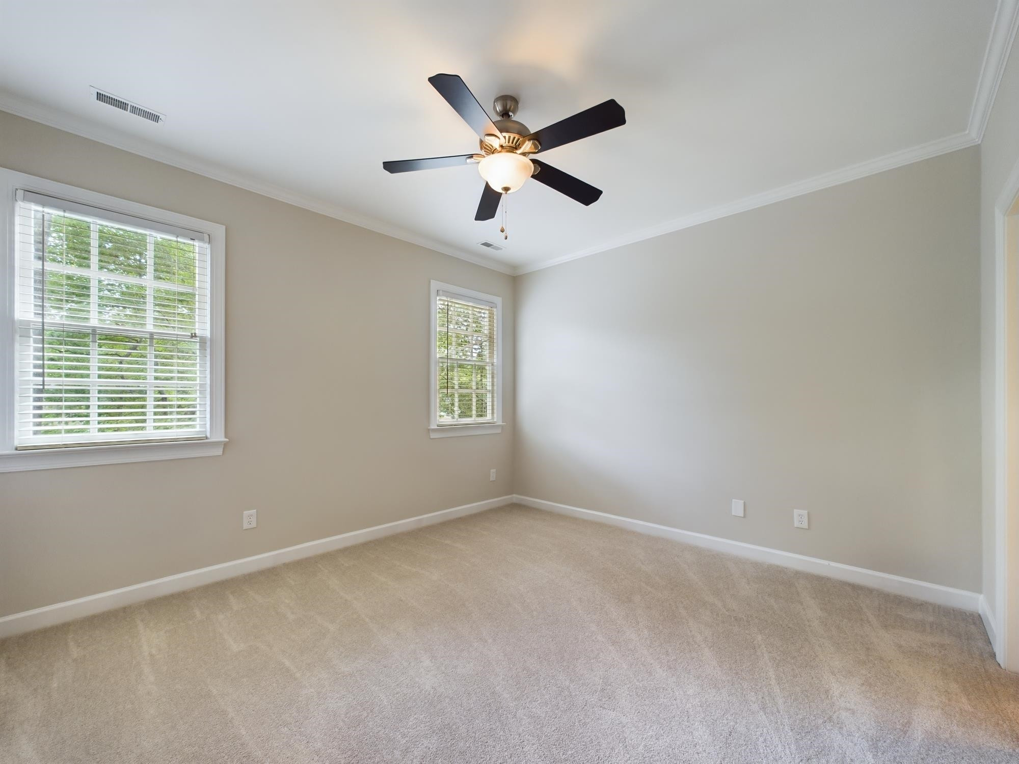 211 Southbank Drive