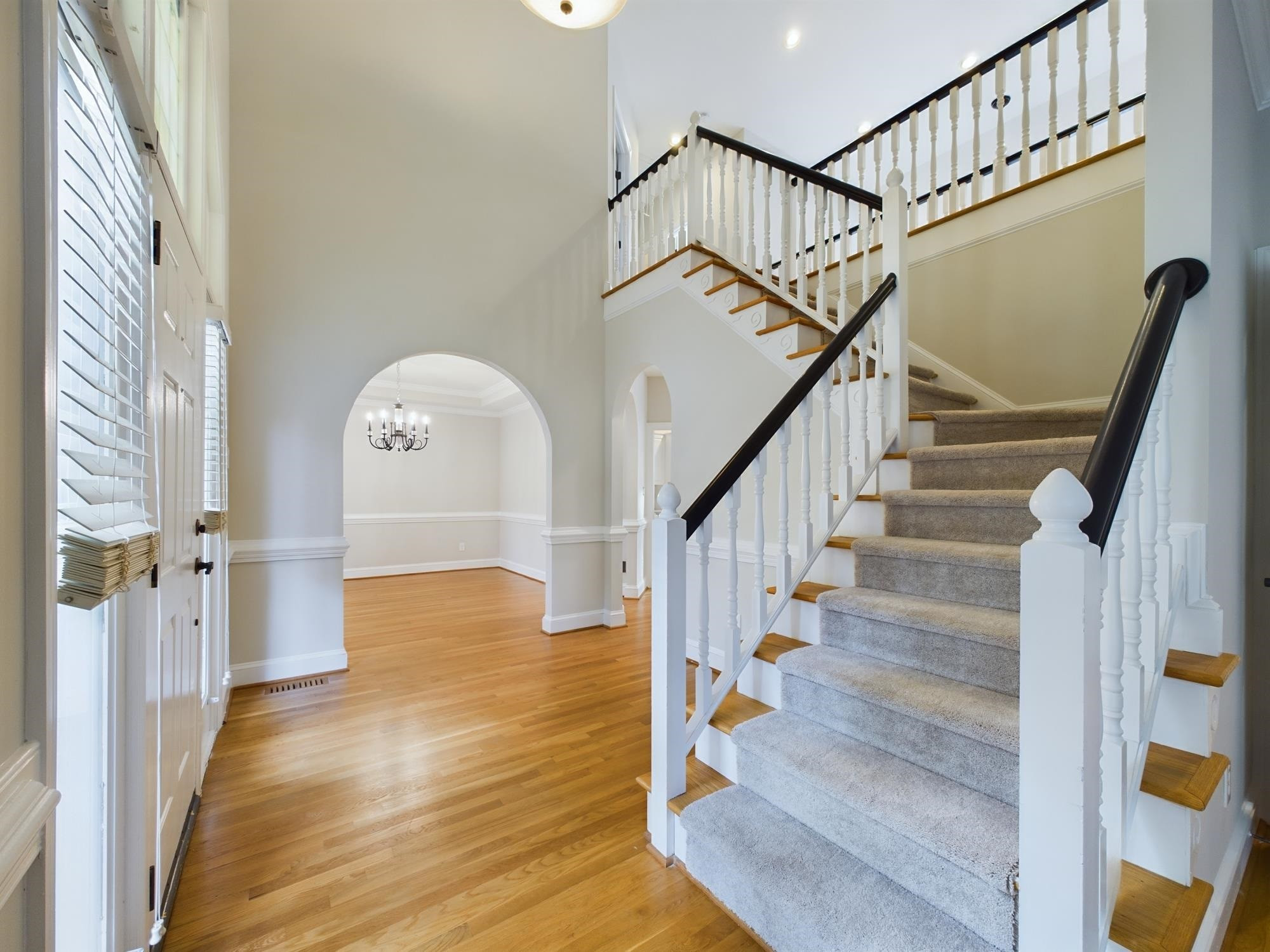 211 Southbank Drive