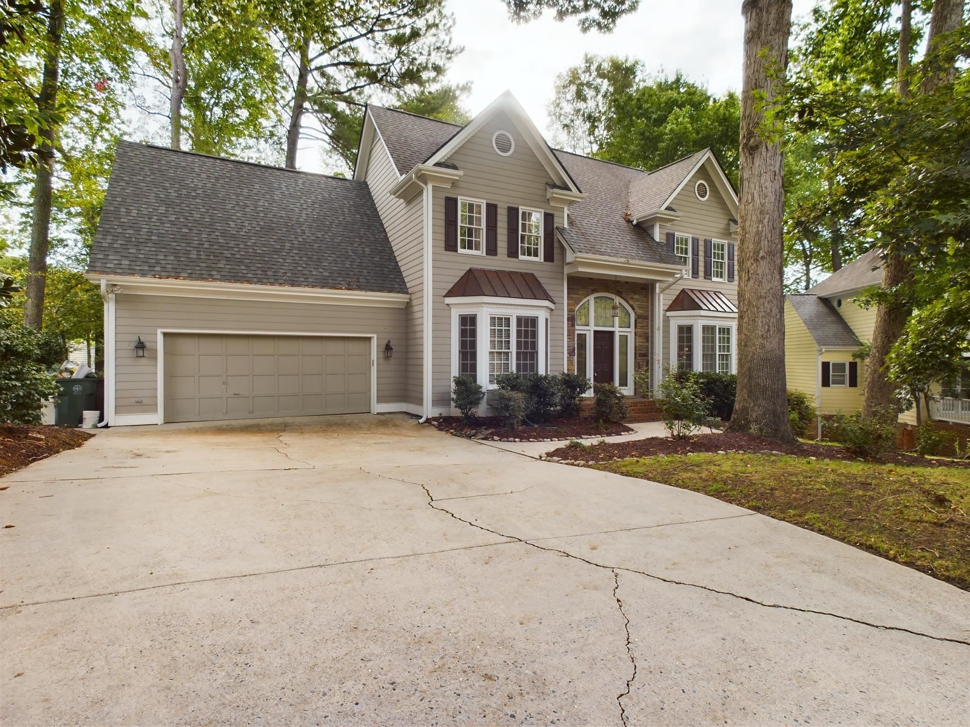 211 Southbank Drive