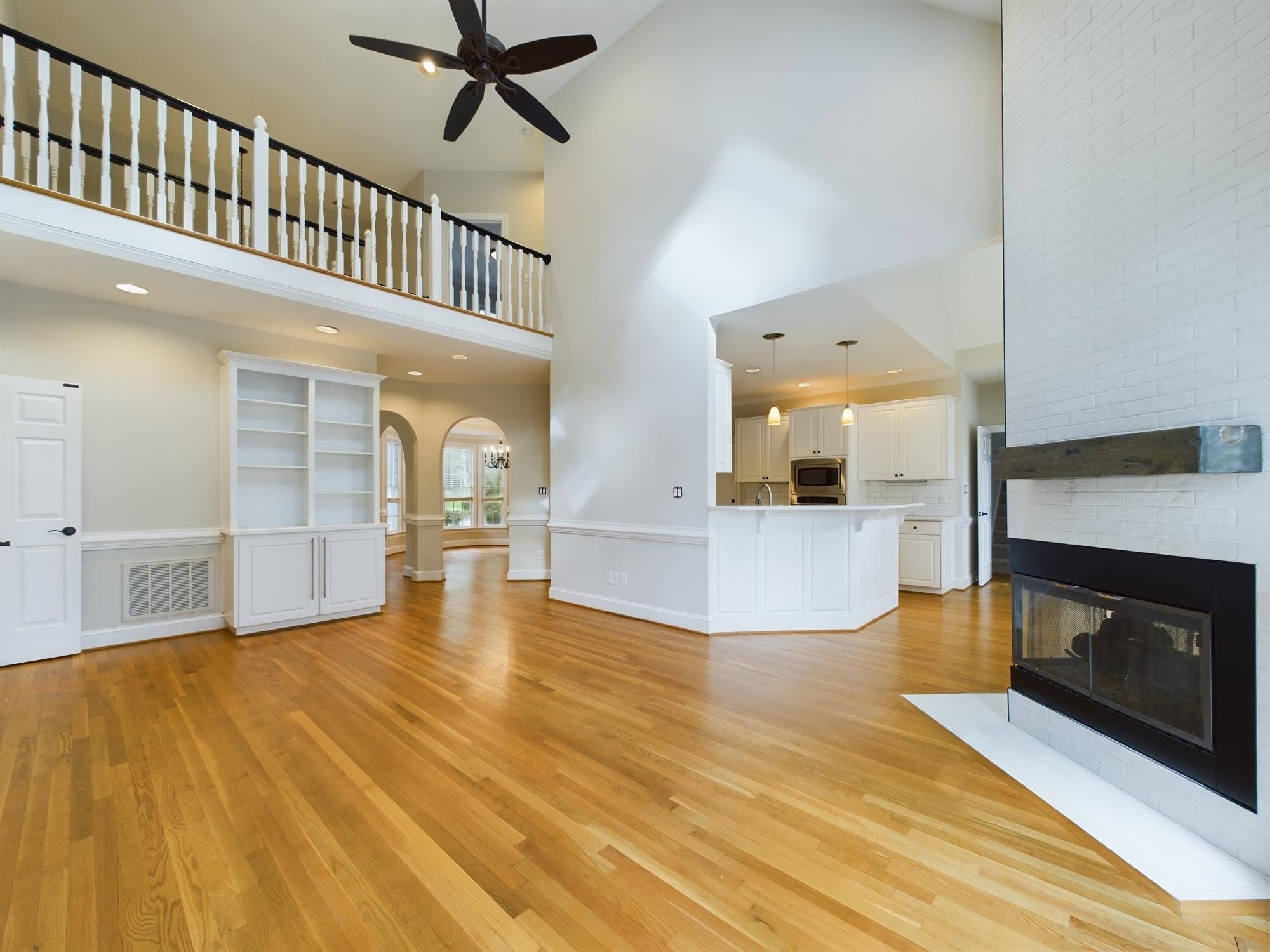 211 Southbank Drive