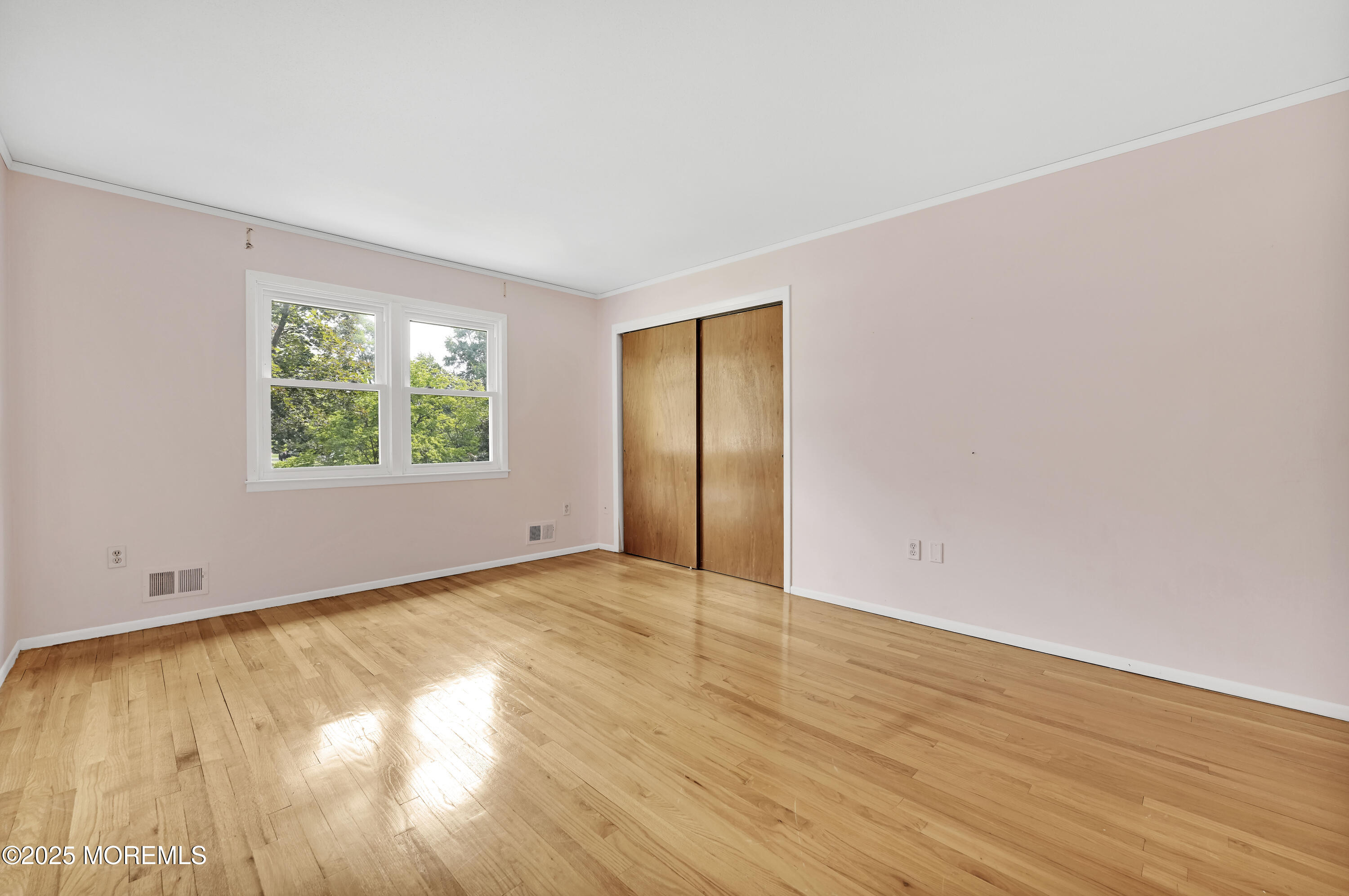 32 Woods Road
