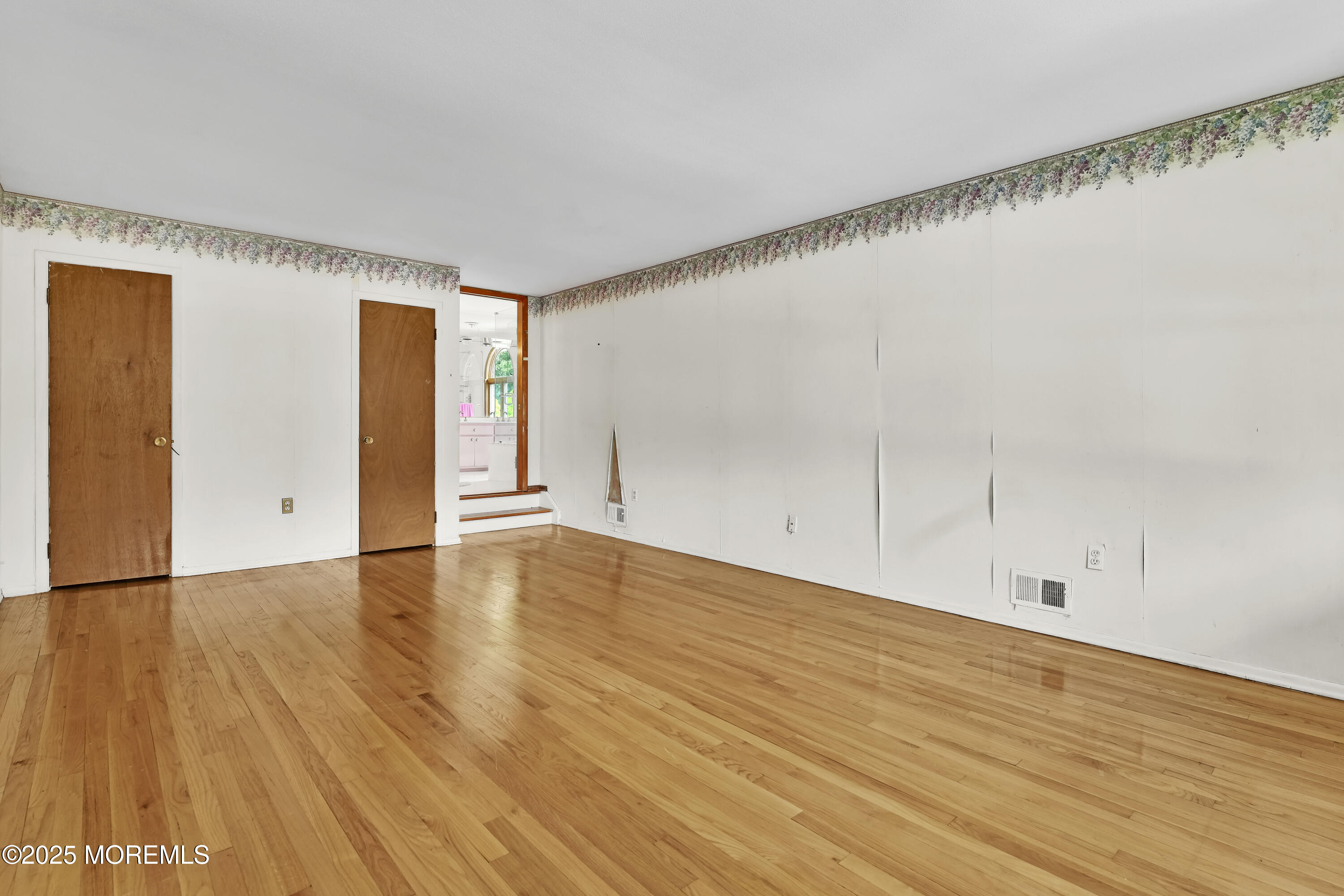 32 Woods Road