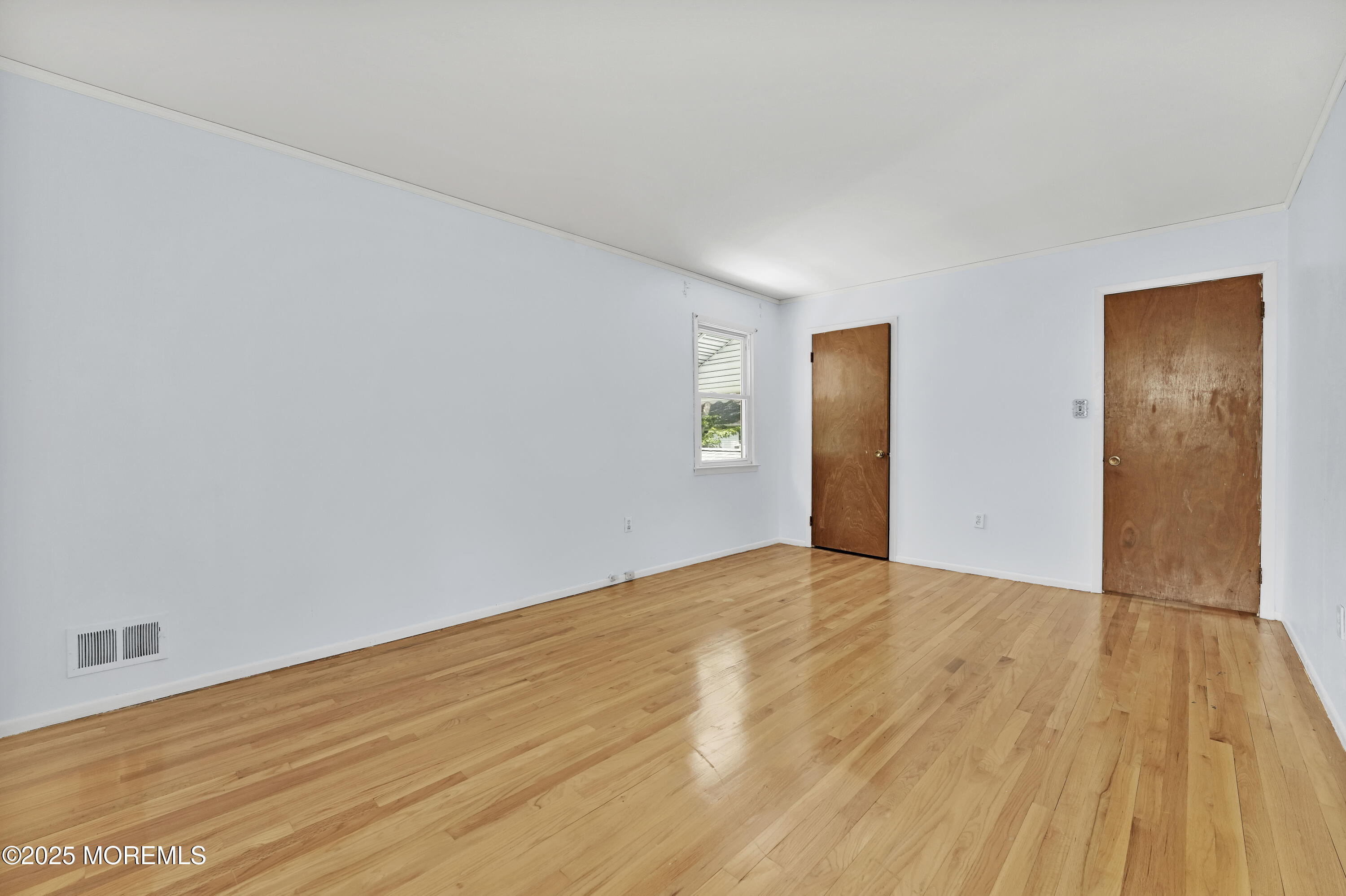 32 Woods Road